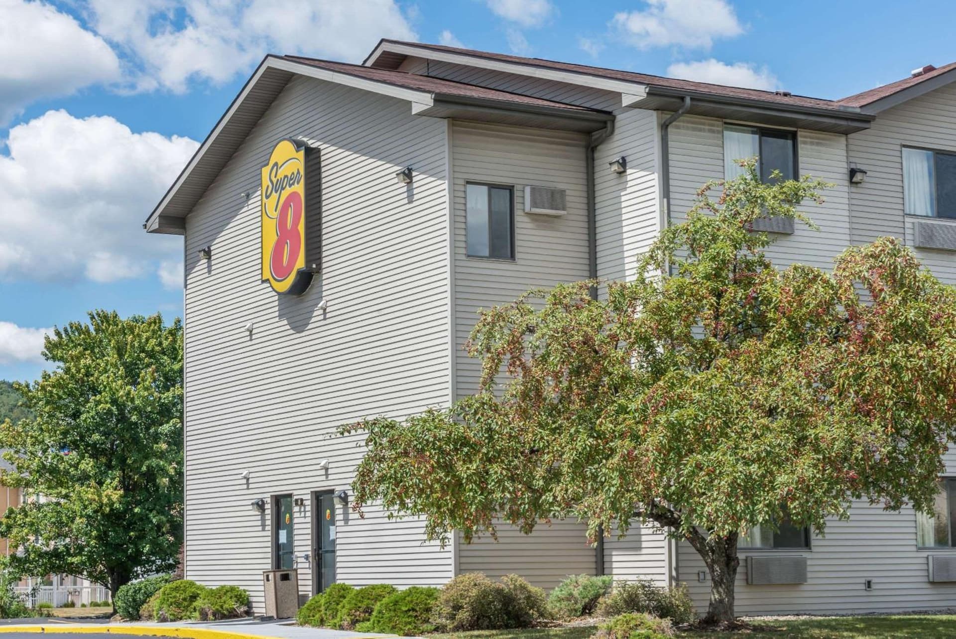Super 8 by Wyndham New Stanton featured exterior or lobby in New Stanton, PA — similar hotel