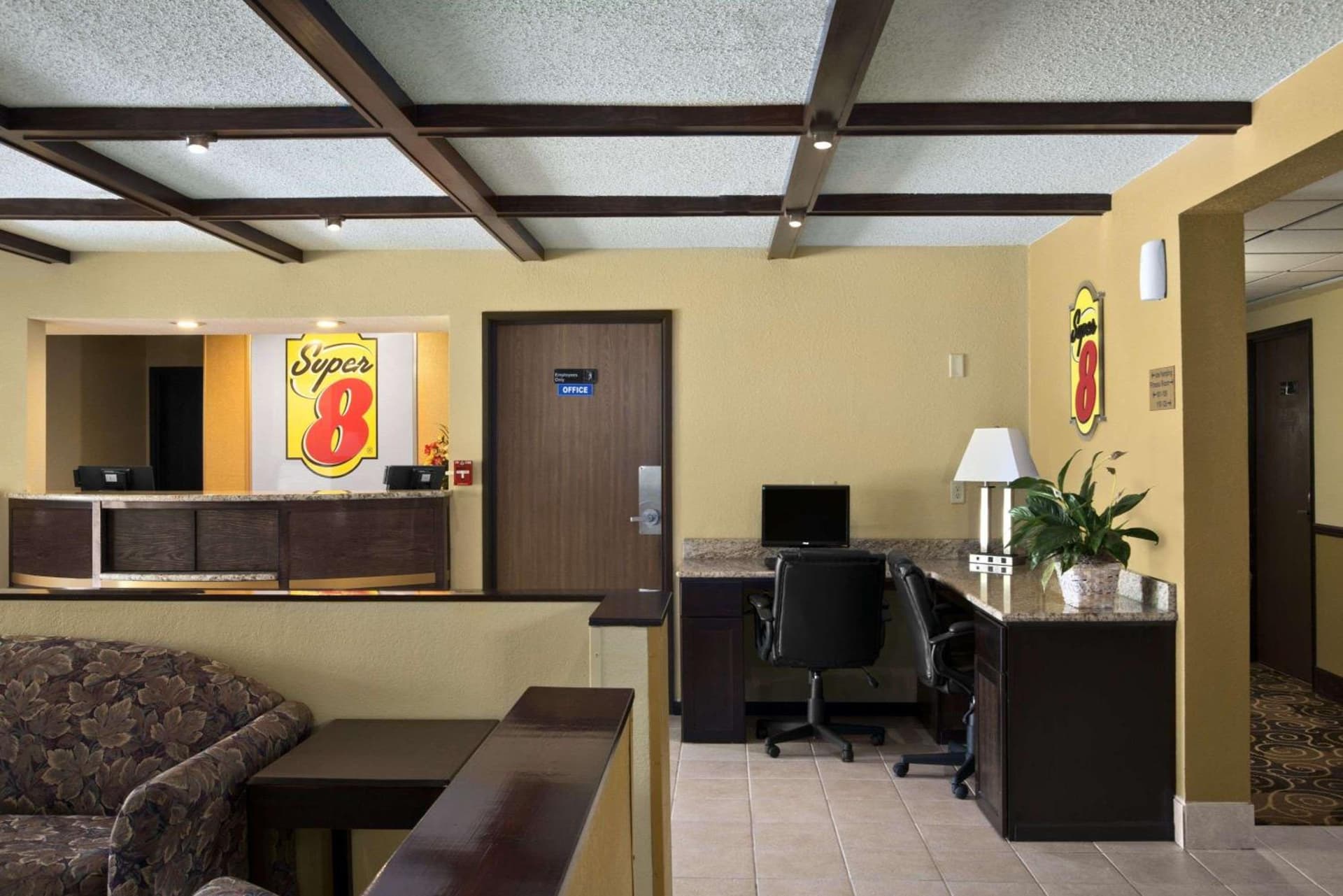 Fairview Inn & Suites Whitewater interior in Whitewater, WI — gallery photo 2