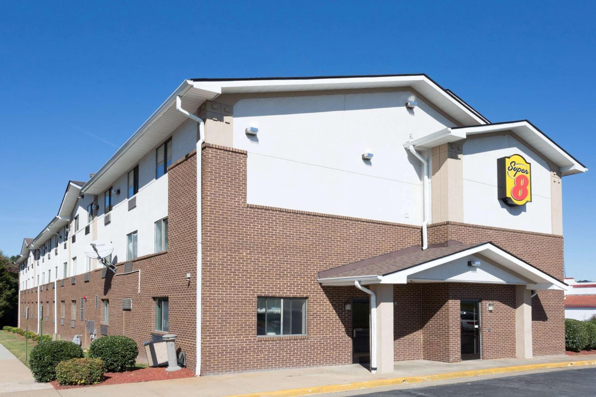 Super 8 by Wyndham Richmond Midlothian Turnpike featured exterior or lobby in Midlothian, VA — similar hotel