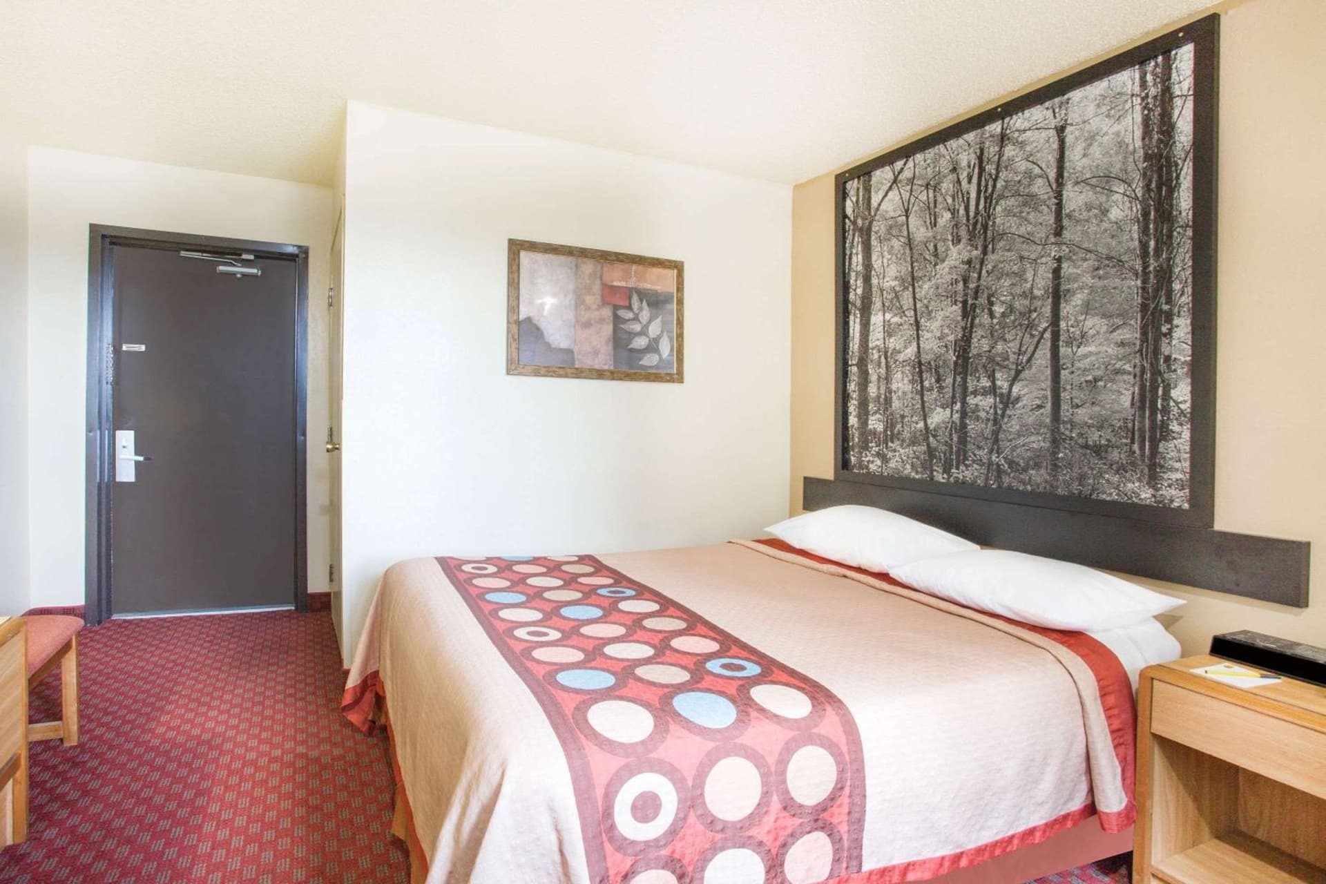 Super 8 by Wyndham Lexington VA property views in Lexington, VA — gallery photo 3