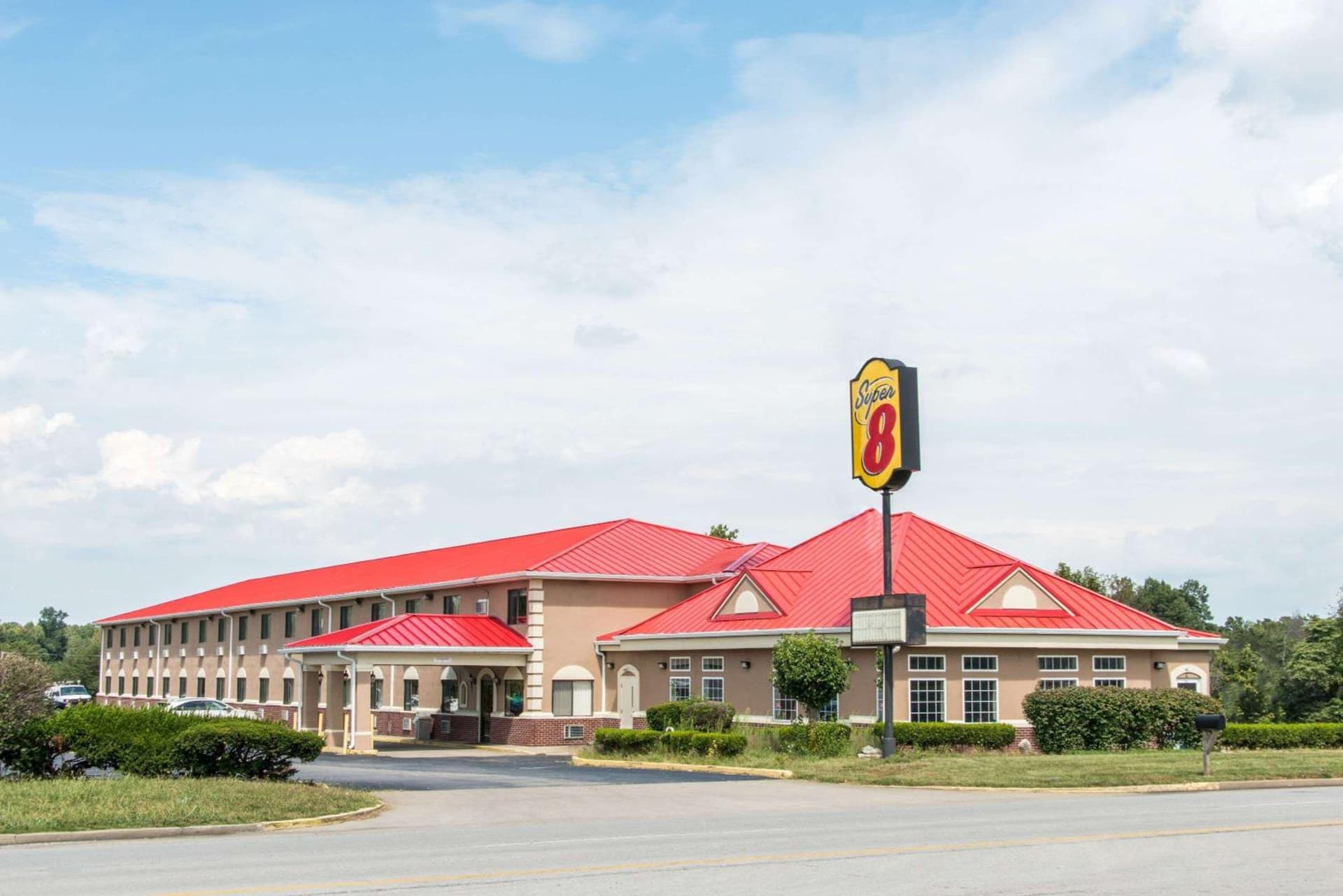 Super 8 by Wyndham Elizabethtown featured exterior or lobby in Elizabethtown, KY — similar hotel
