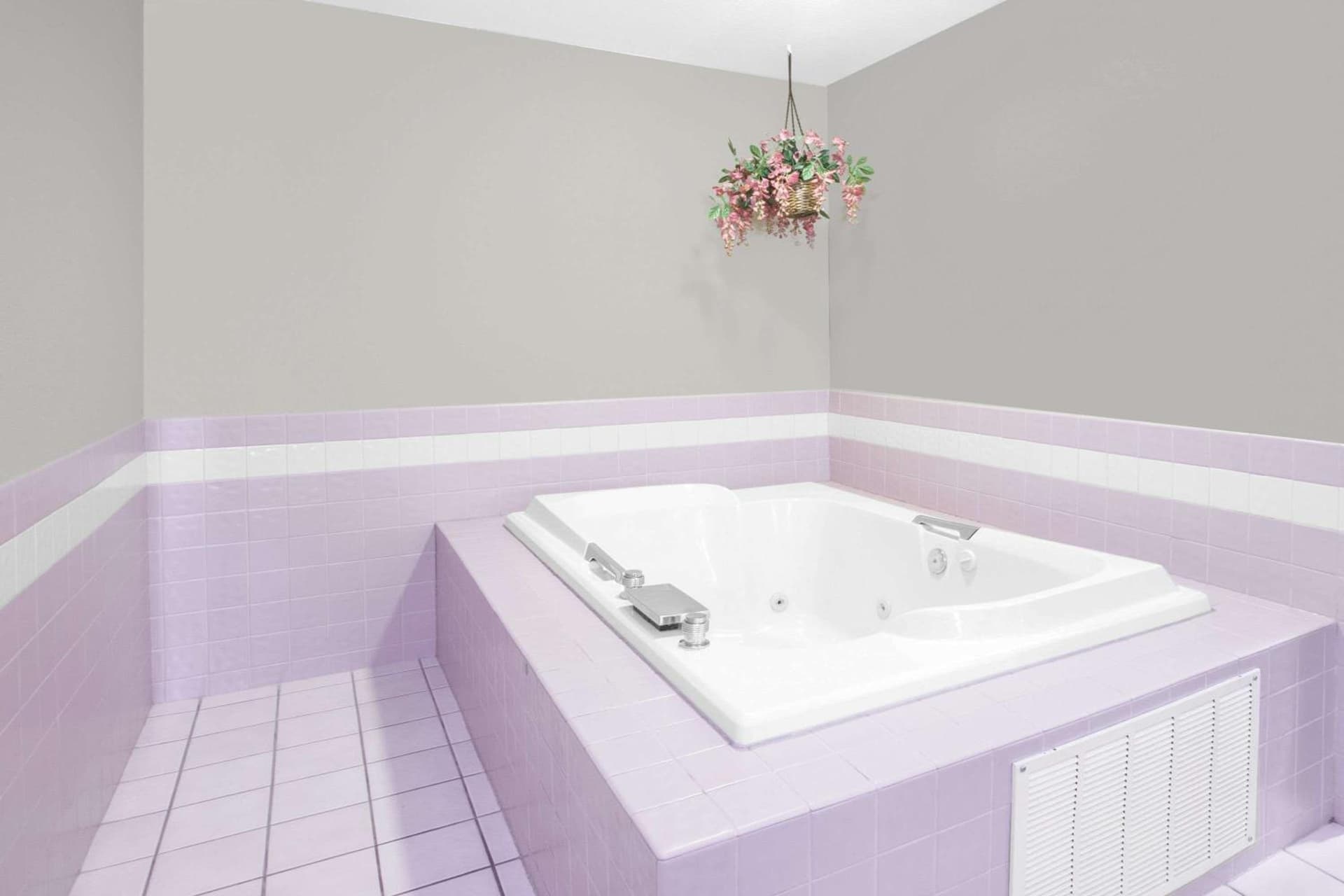 Quality Inn & Suites Howe - Sturgis gallery photo in Howe, IN — image 13