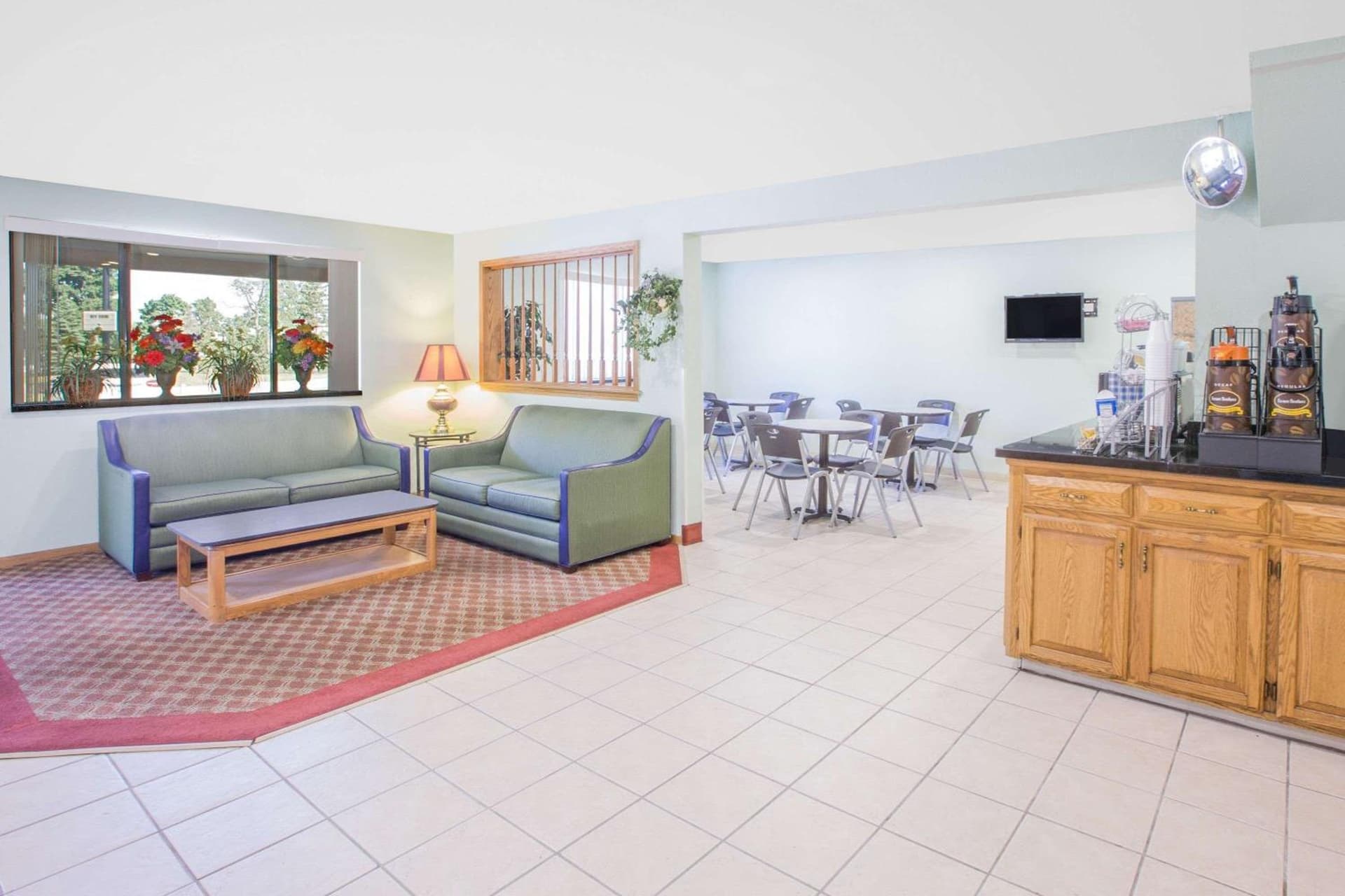 Quality Inn & Suites Howe - Sturgis property views in Howe, IN — gallery photo 3