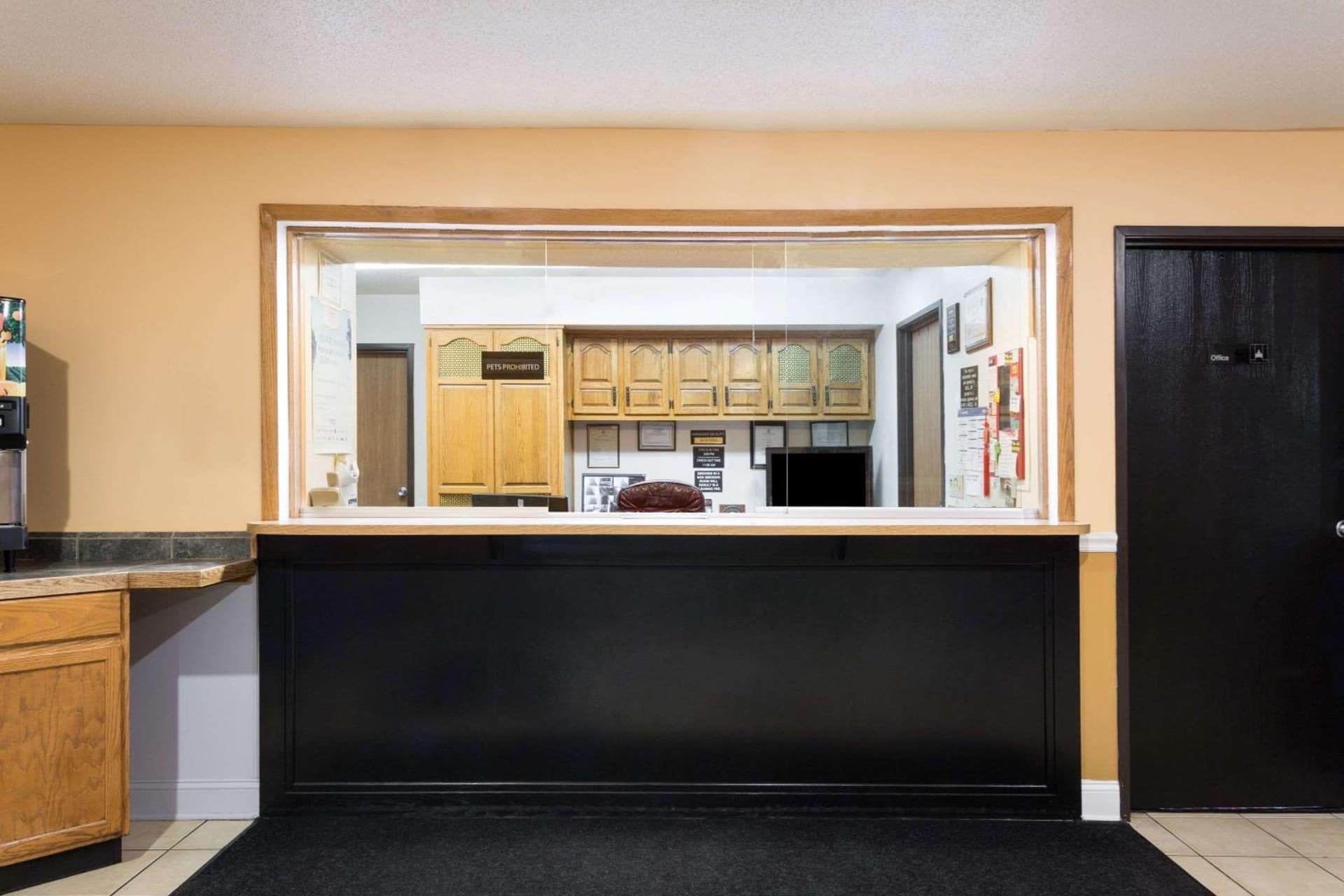 Super 8 by Wyndham Dumfries/Quantico property views in Dumfries, VA — gallery photo 3