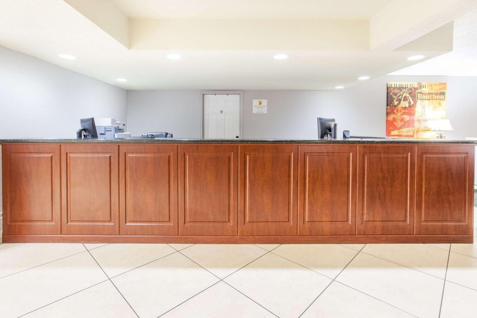 Super 8 by Wyndham West Monroe interior in West Monroe, LA — gallery photo 2