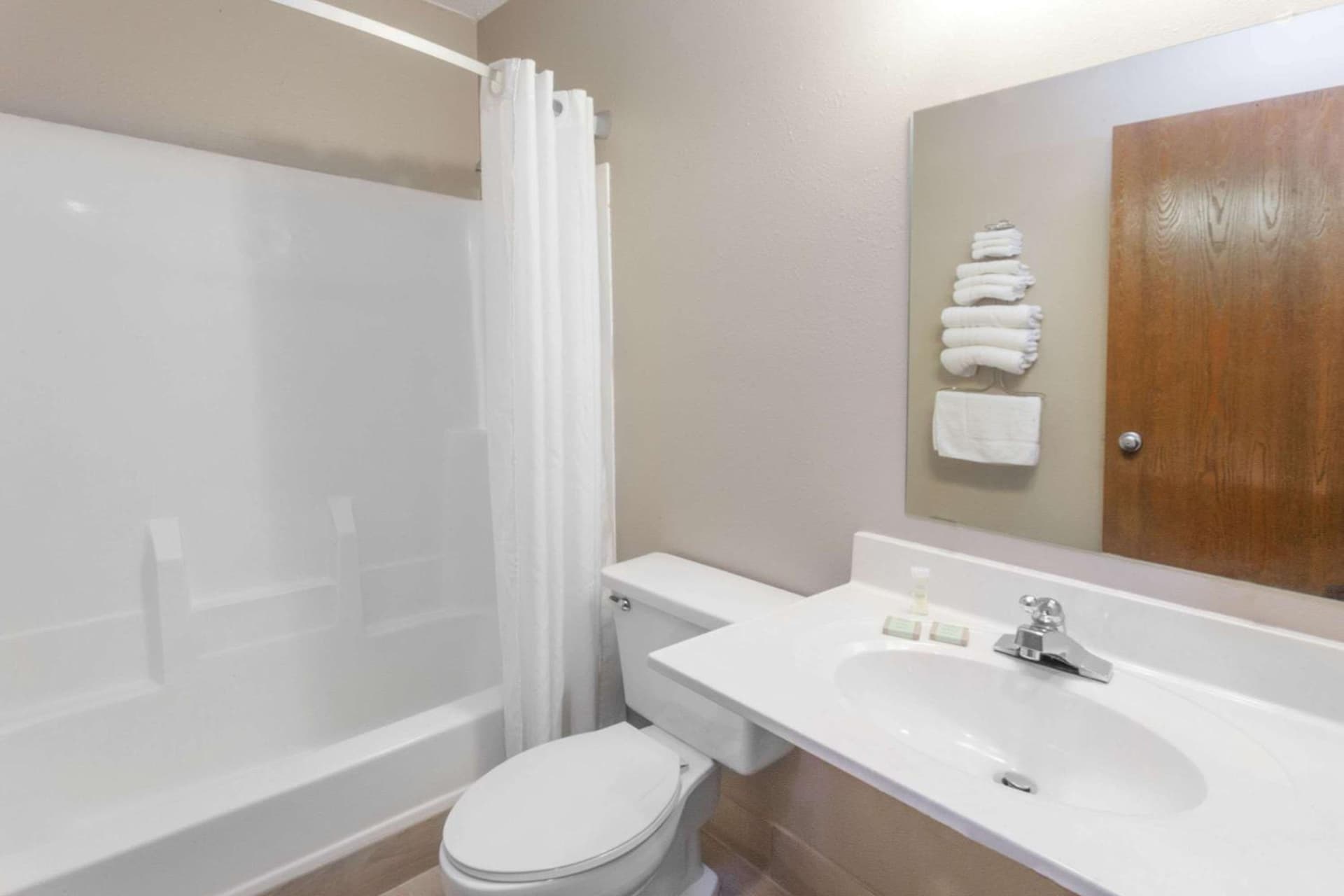 Super 8 by Wyndham Michigan City property views in Michigan City, IN — gallery photo 3
