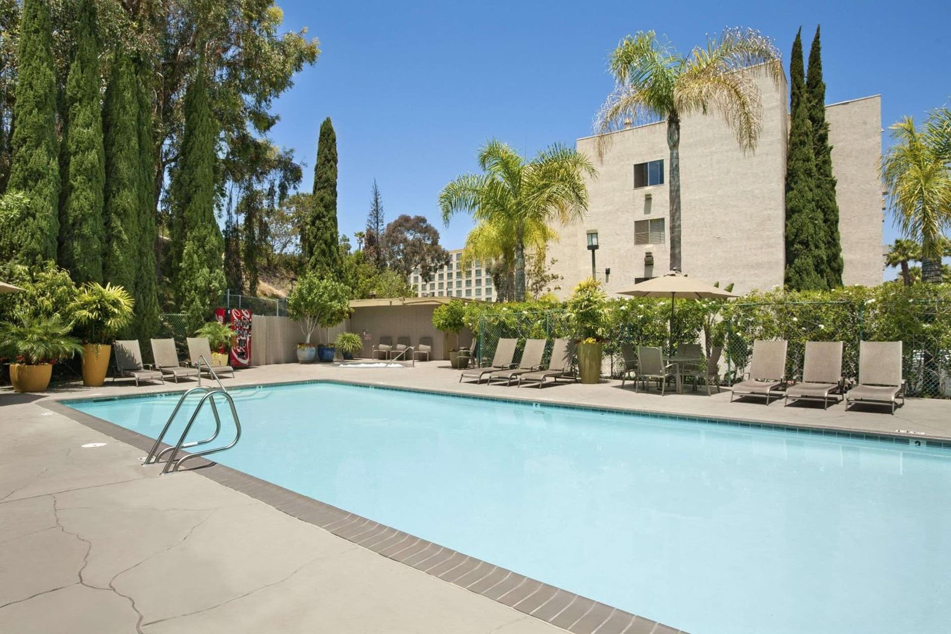 Days Inn by Wyndham San Diego Hotel Circle gallery photo in San Diego, CA — image 13
