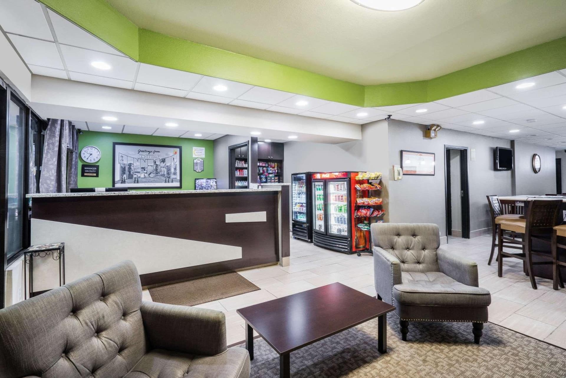 Super 8 by Wyndham Knoxville West/Farragut property views in Knoxville, TN — gallery photo 3