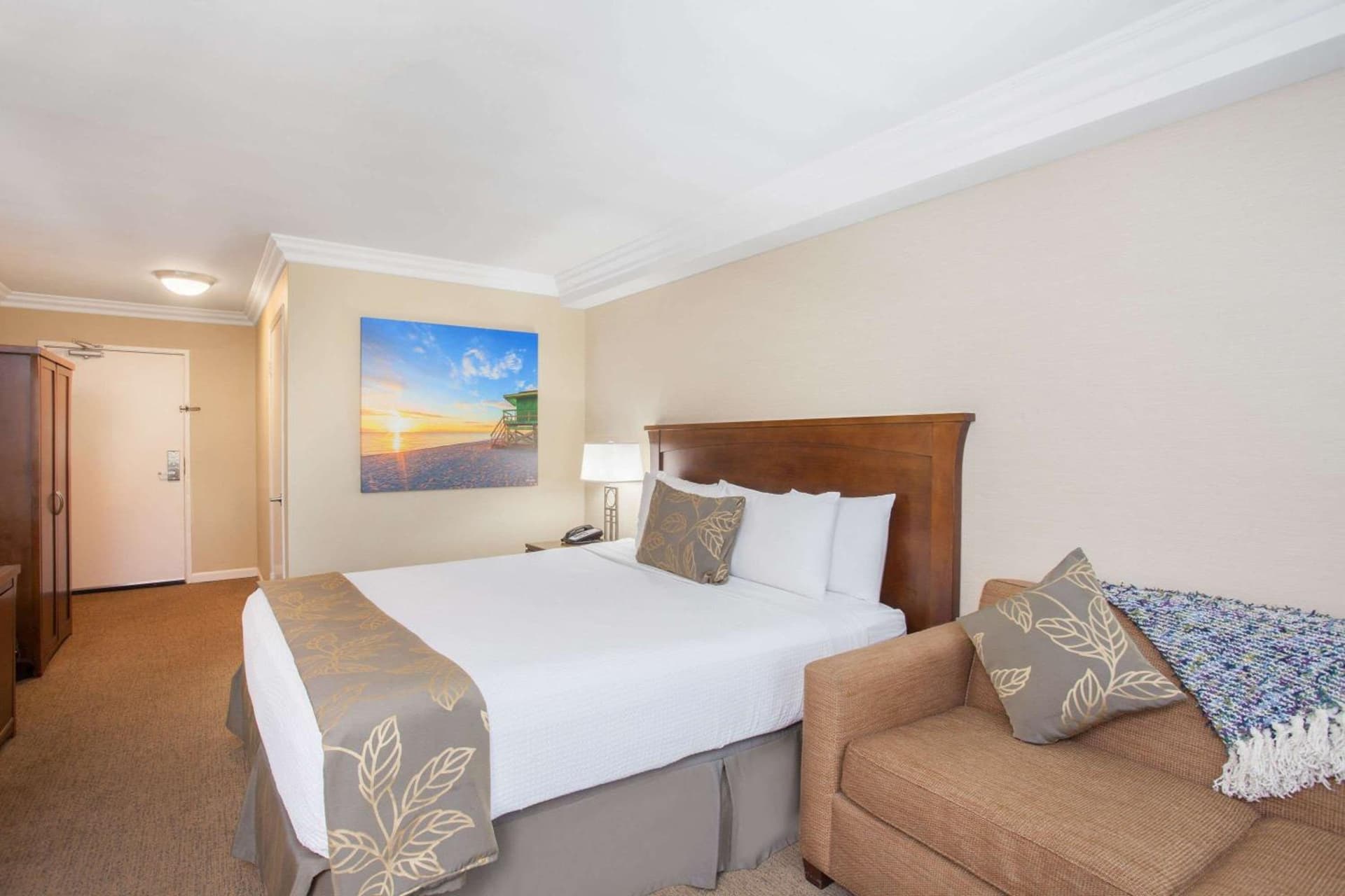 Days Inn by Wyndham San Diego Hotel Circle gallery photo in San Diego, CA — image 20