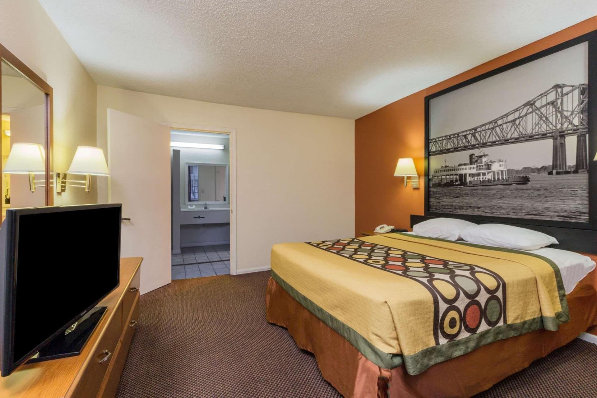 Super 8 by Wyndham New Orleans gallery photo in New Orleans, LA — image 22