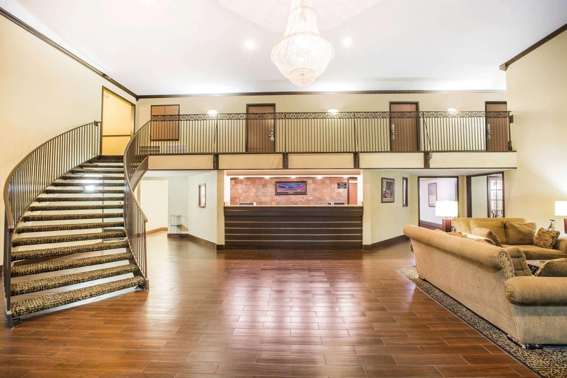 Super 8 by Wyndham Oxford MS University Area property views in Oxford, MS — gallery photo 3