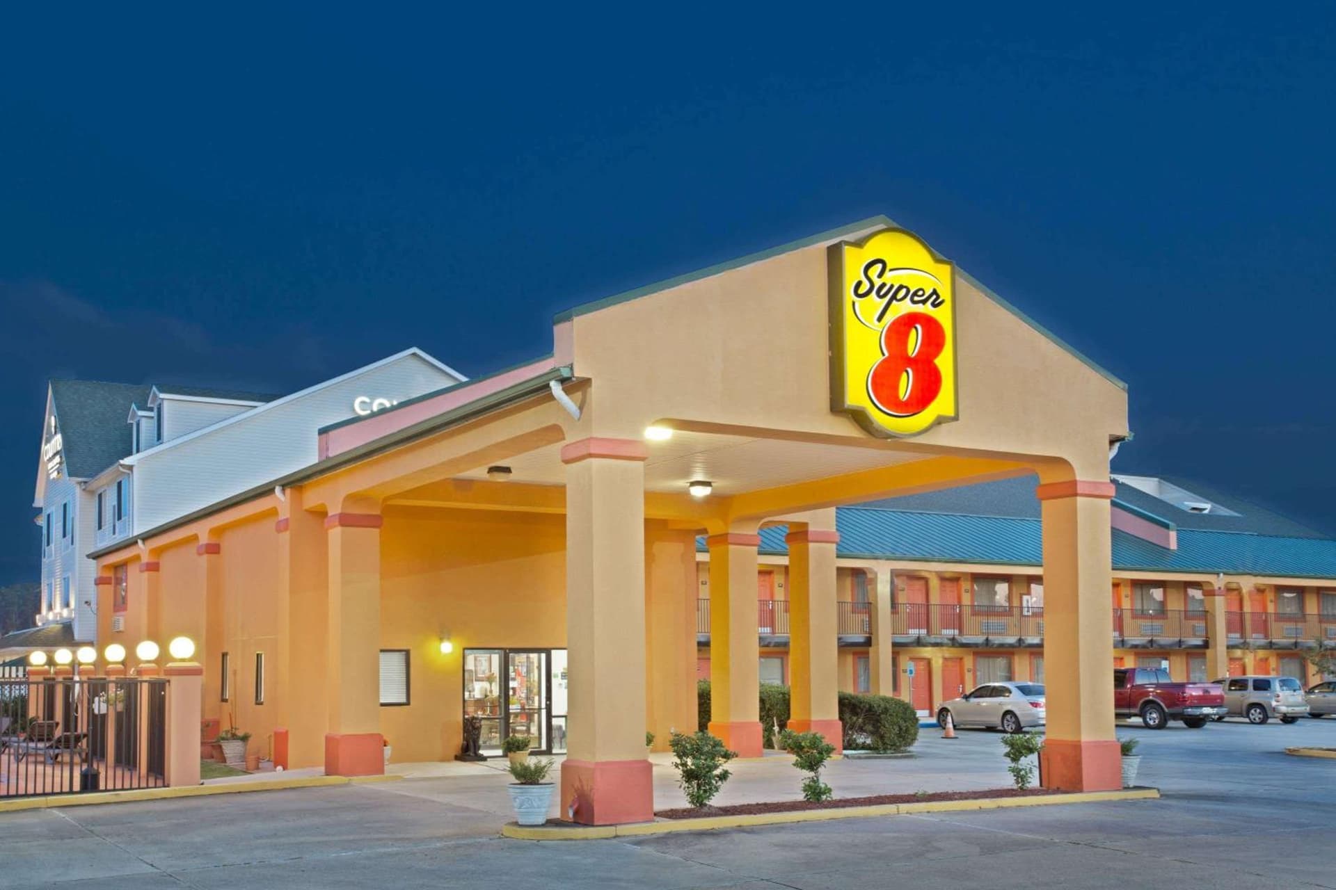 Super 8 by Wyndham Covington gallery photo in Covington, LA — image 20