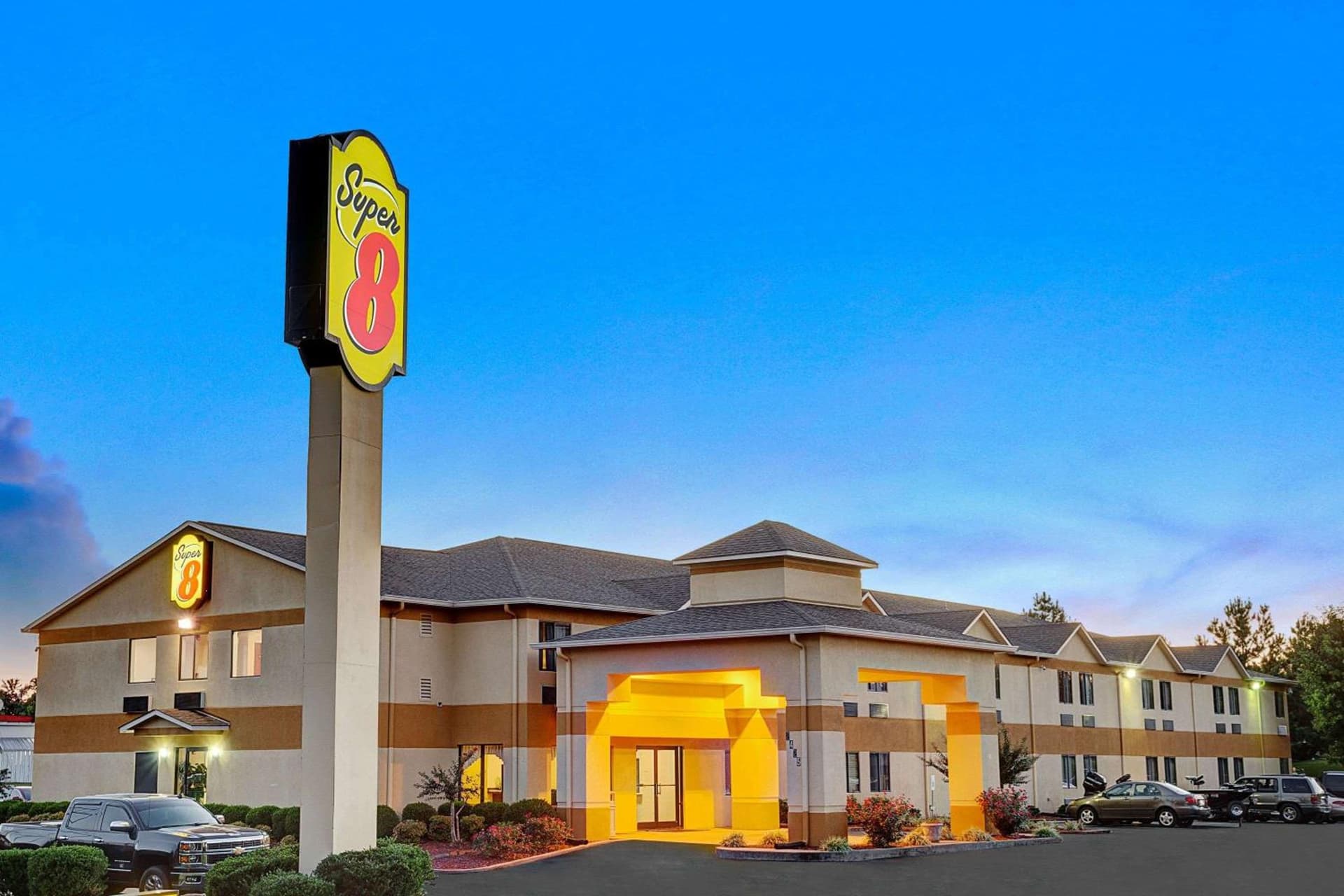 Super 8 by Wyndham Hernando — hotel in Hernando, Mississippi