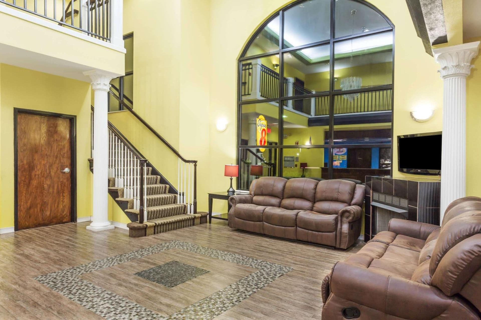 Super 8 by Wyndham Hull Street Midlothian Richmond Area property views in Midlothian, VA — gallery photo 3