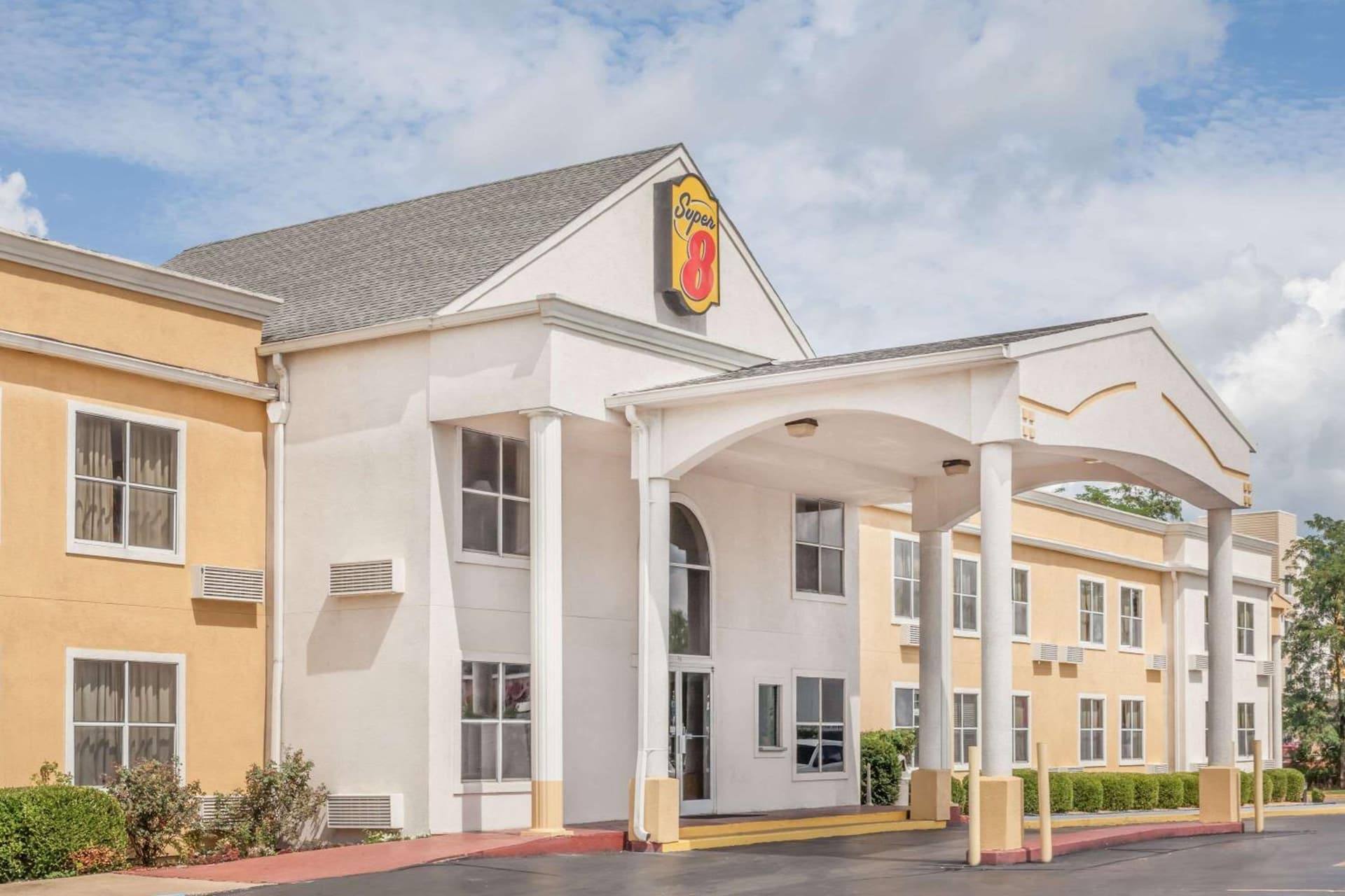 Super 8 by Wyndham Athens featured exterior or lobby in Athens, AL — similar hotel