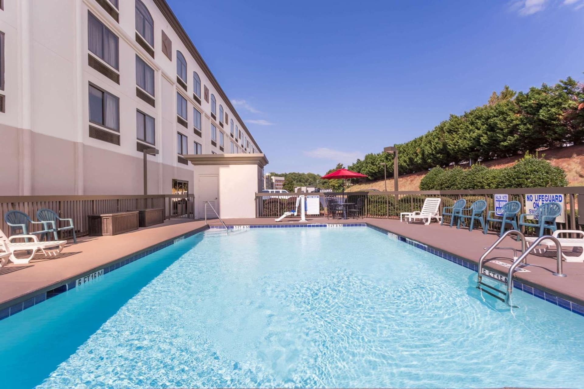 Wingate by Wyndham Greenville Airport gallery photo in Greenville, SC — image 21