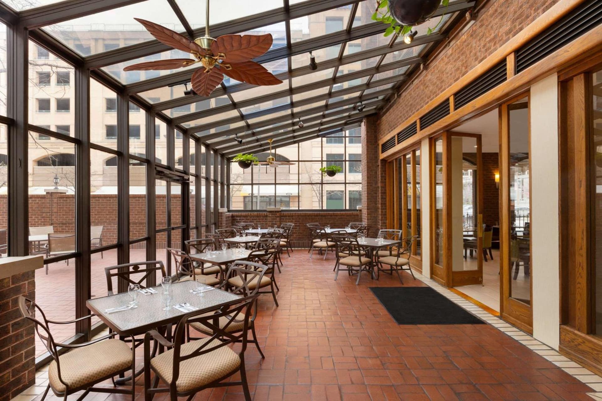 Days Inn by Wyndham Baltimore Inner Harbor gallery photo in Baltimore, MD — image 60