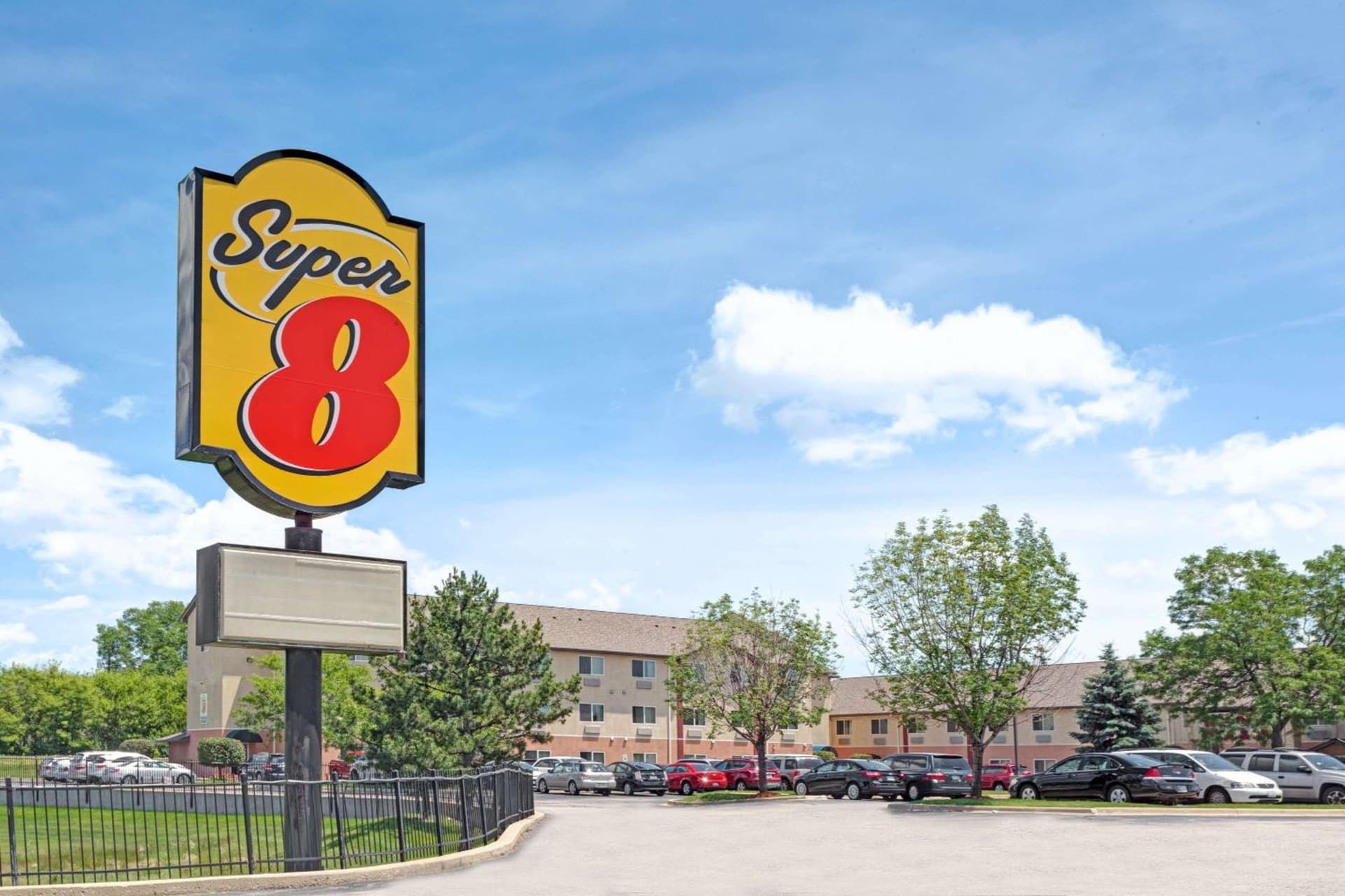 Super 8 by Wyndham Chicago O'Hare Airport featured exterior or lobby in Elk Grove Village, IL — similar hotel