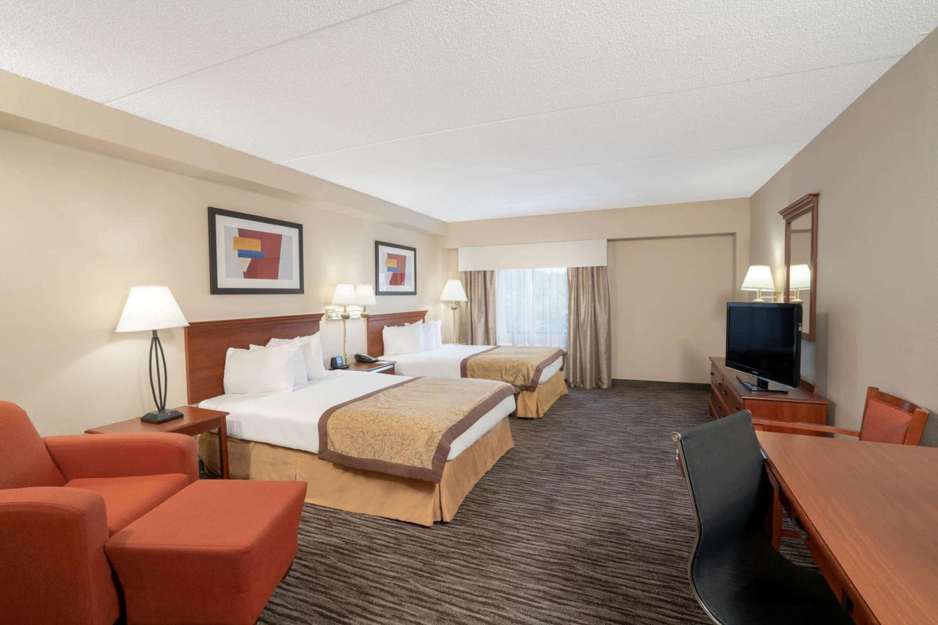 Wingate by Wyndham Charlotte Airport gallery photo in Charlotte, NC — image 4
