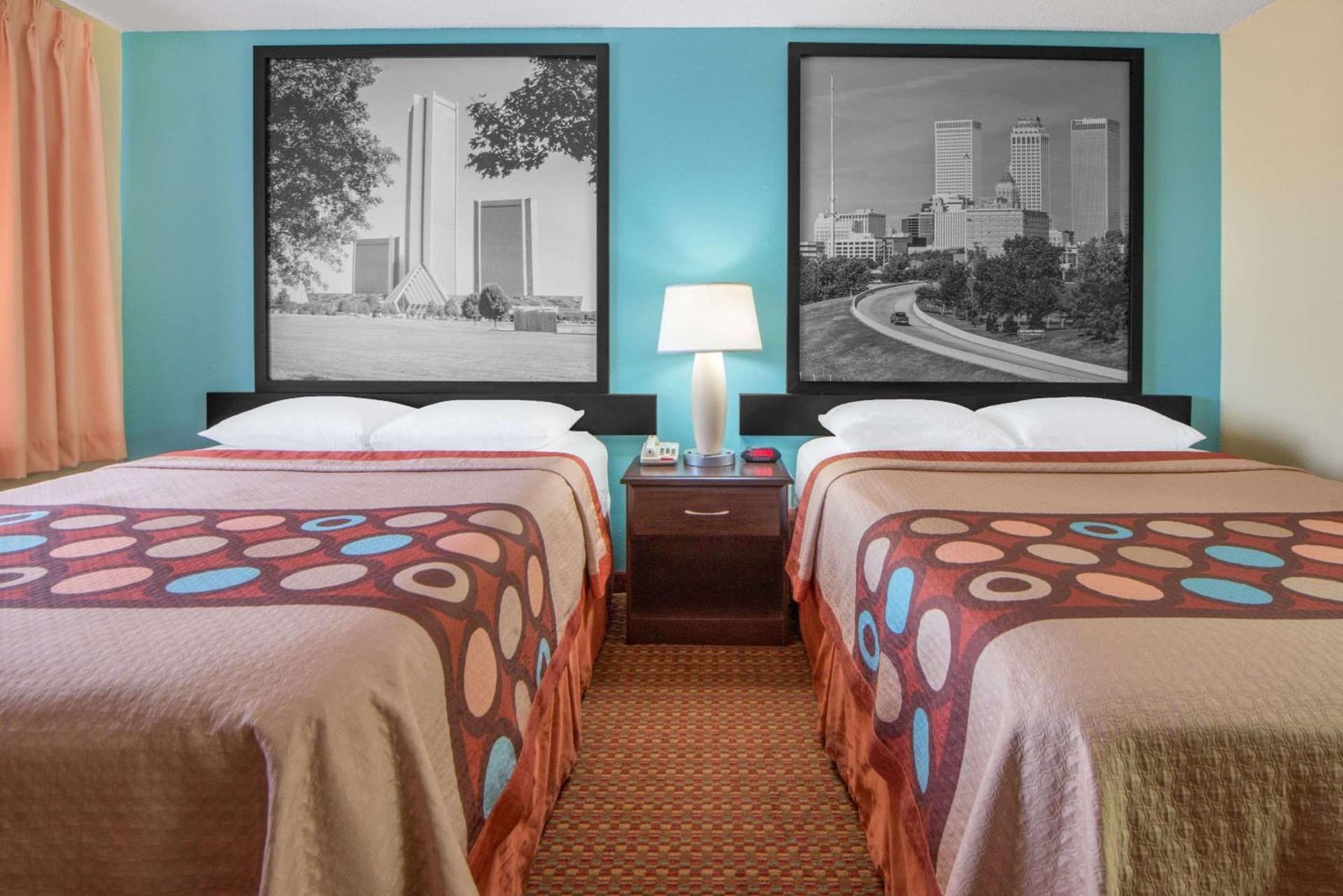 Super 8 by Wyndham Tulsa - Route 66 property views in Tulsa, OK — gallery photo 3