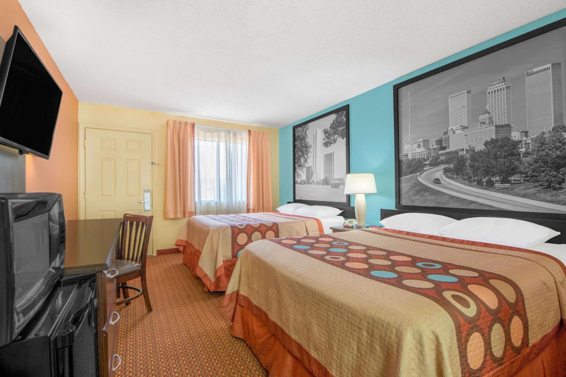 Super 8 by Wyndham Tulsa - Route 66 gallery photo in Tulsa, OK — image 11