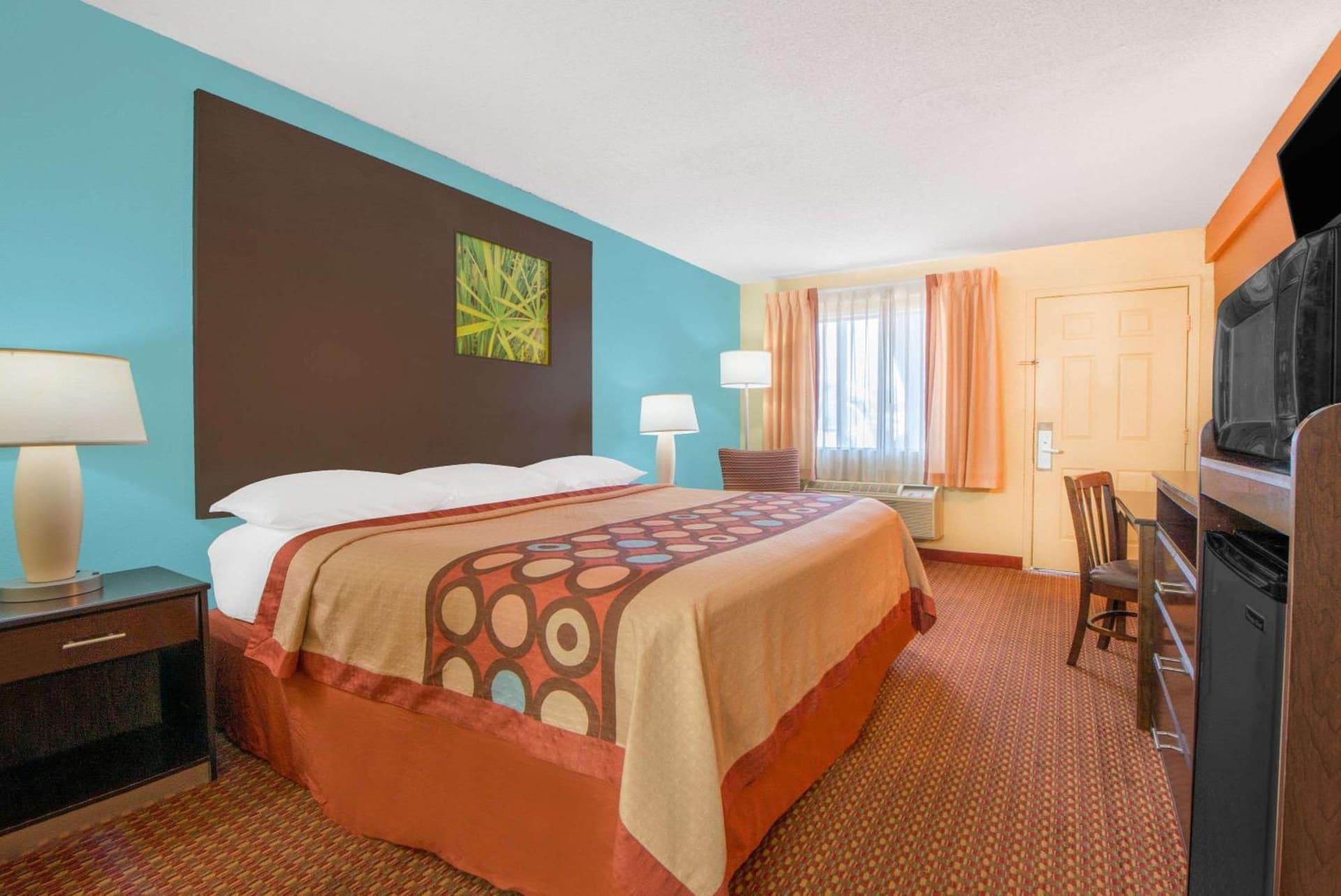 Super 8 by Wyndham Tulsa - Route 66 gallery photo in Tulsa, OK — image 6