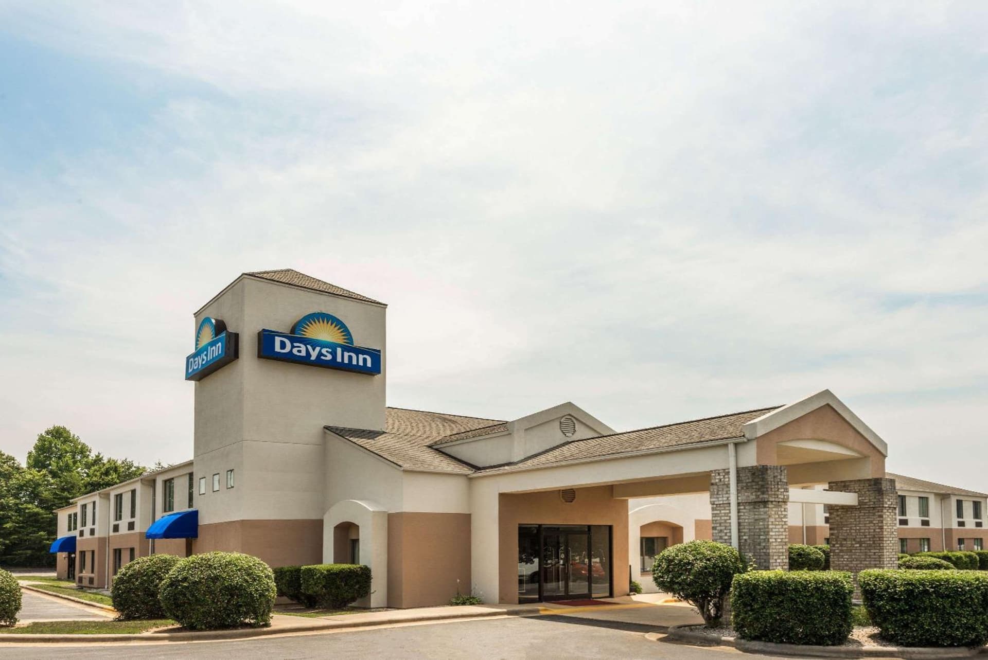 Days Inn by Wyndham Yadkinville featured exterior or lobby in Yadkinville, NC — similar hotel