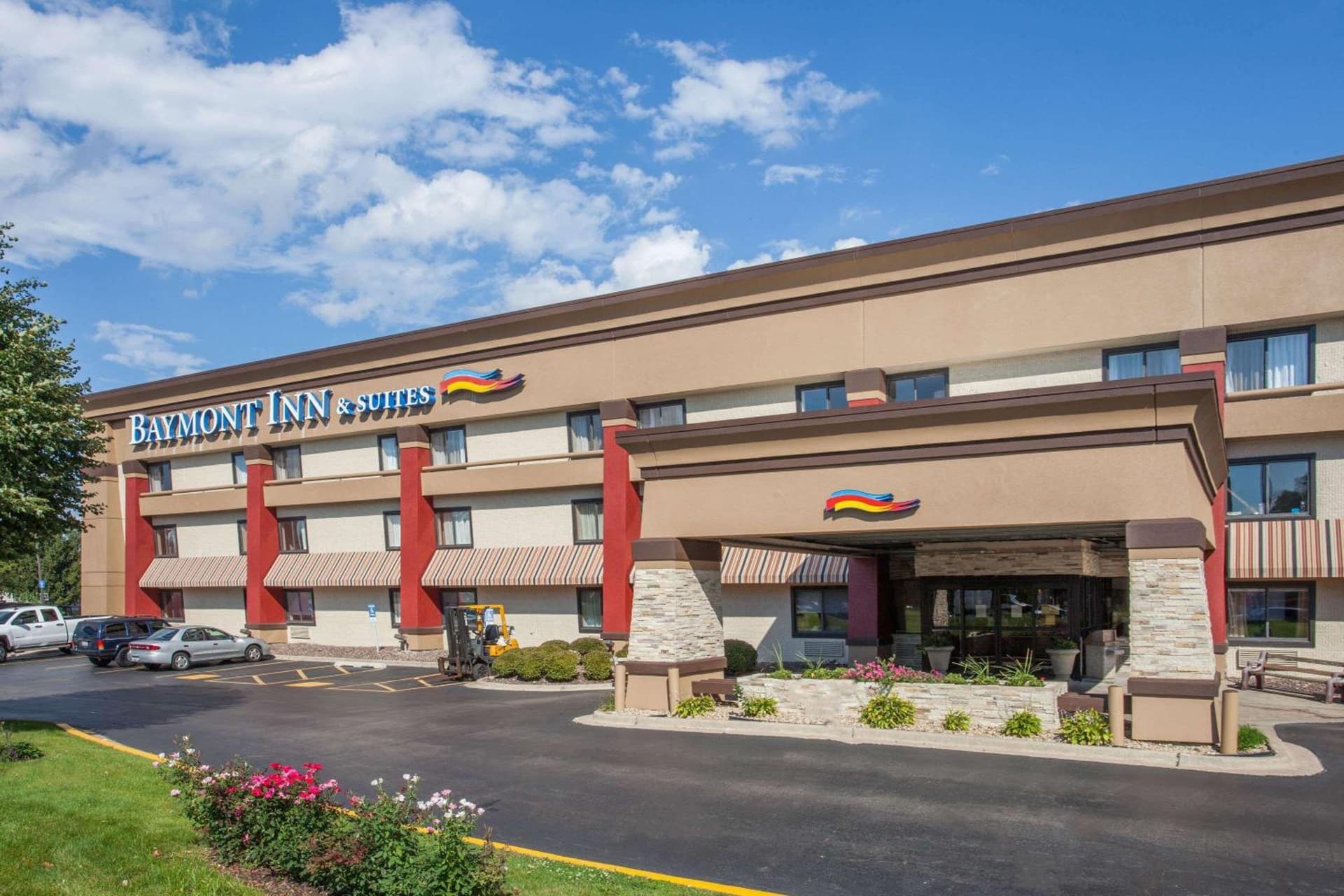 Baymont by Wyndham Chicago/Alsip featured exterior or lobby in Alsip, IL — similar hotel