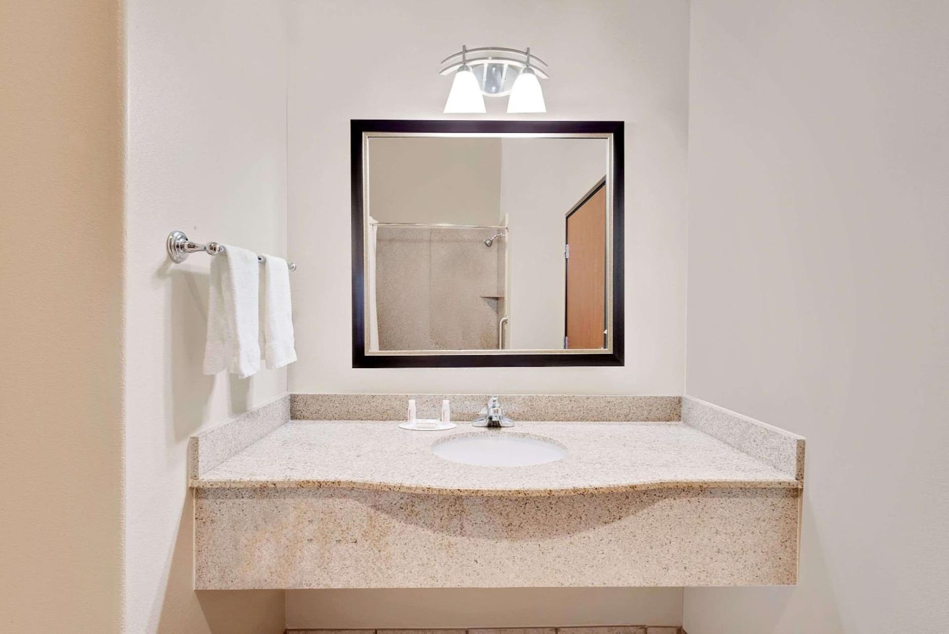 Sonesta Essential Hotels Odessa gallery photo in Odessa, TX — image 34