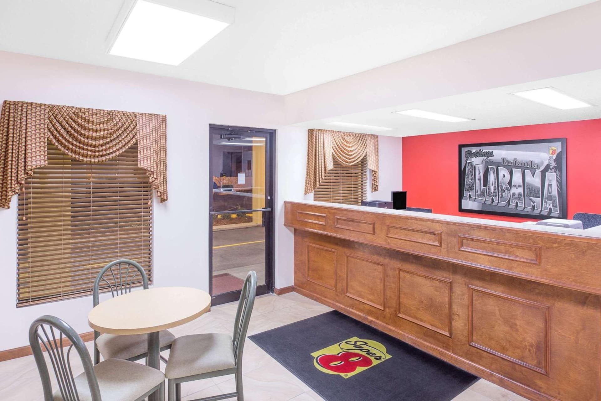 Super 8 by Wyndham Eufaula property views in Eufaula, AL — gallery photo 3