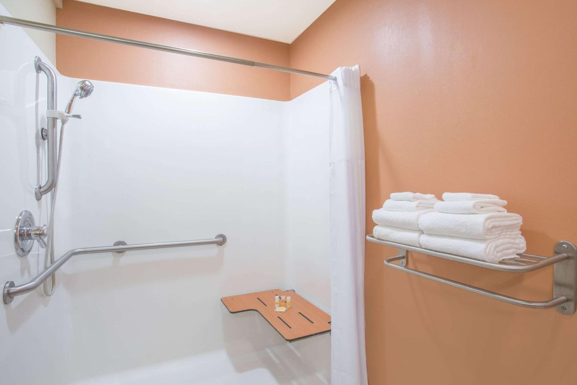 Days Inn & Suites by Wyndham Thibodaux gallery photo in Thibodaux, LA — image 28