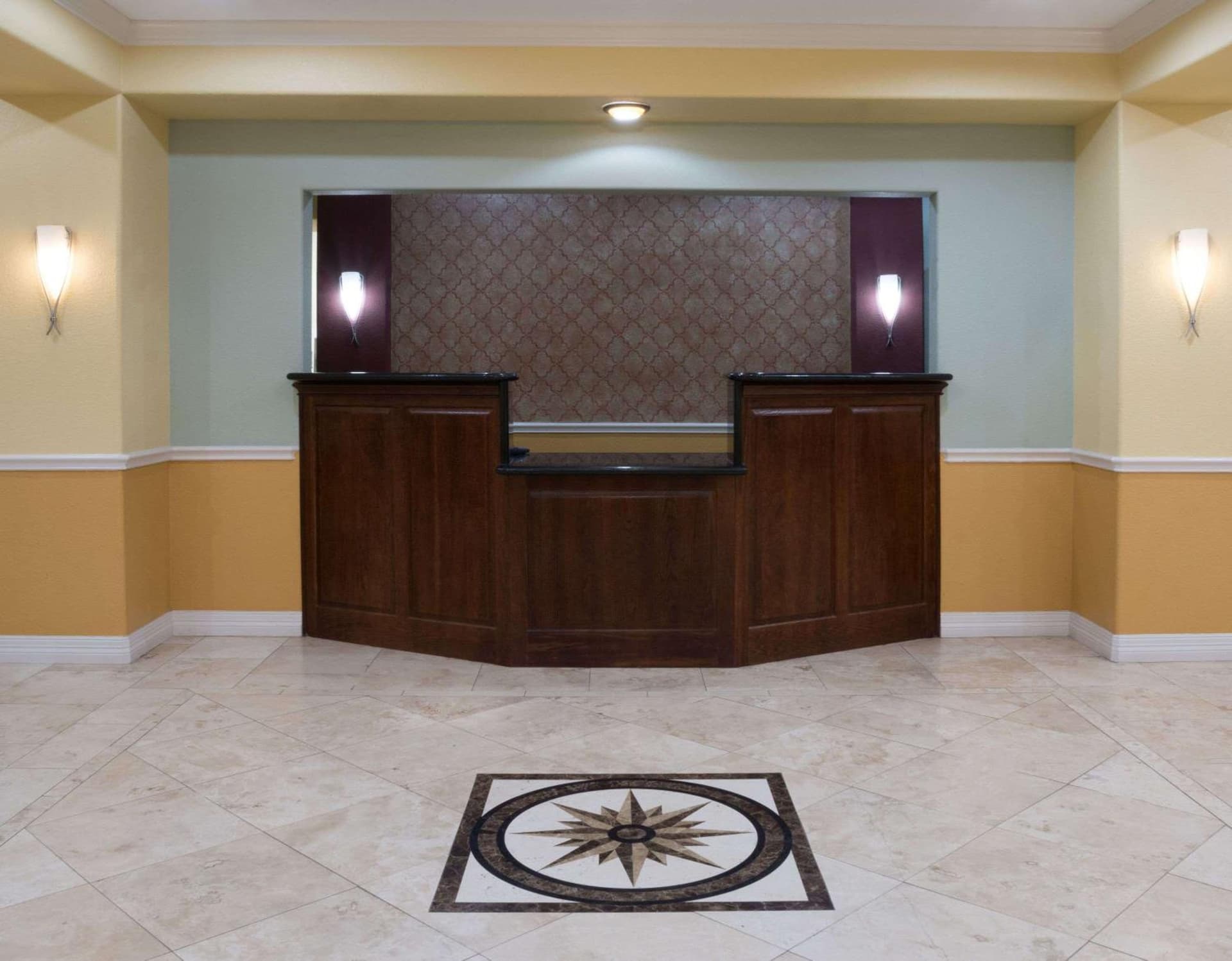 Super 8 by Wyndham Rosenberg TX property views in Rosenberg, TX — gallery photo 3