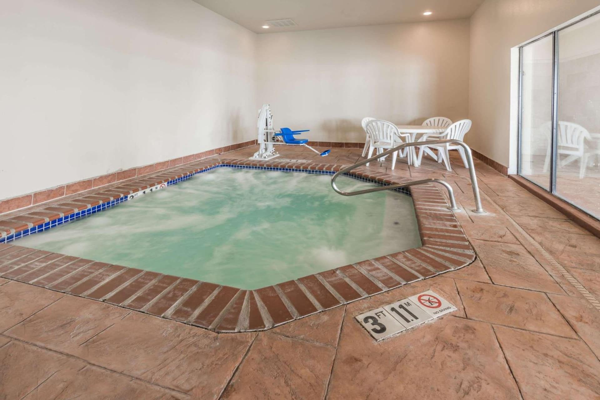 Wingate by Wyndham New Braunfels gallery photo in New Braunfels, TX — image 9
