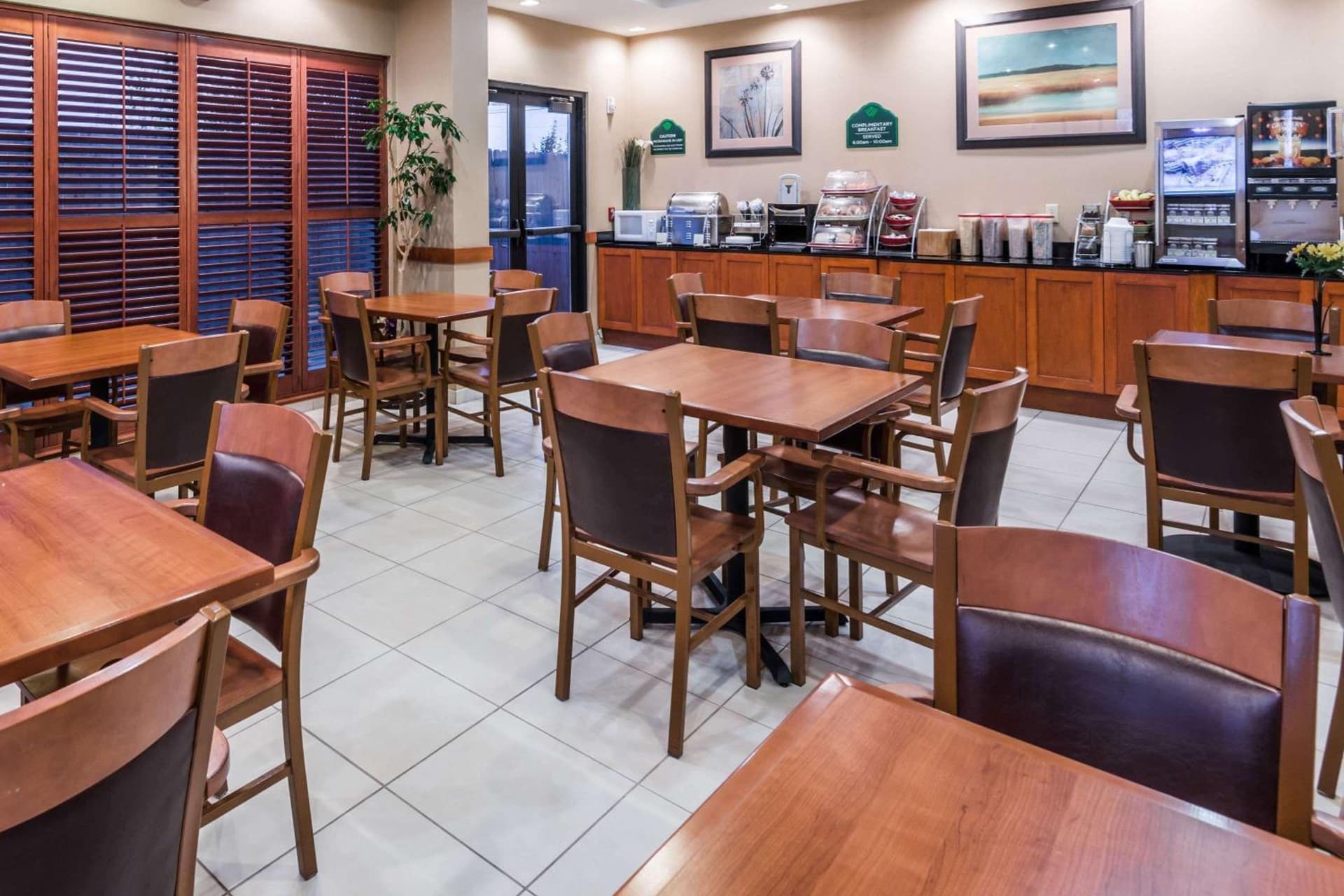 Wingate by Wyndham New Braunfels gallery photo in New Braunfels, TX — image 26