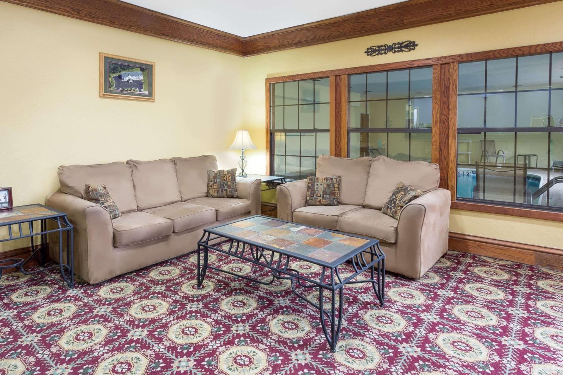 Super 8 by Wyndham Freeport interior in Freeport, IL — gallery photo 2