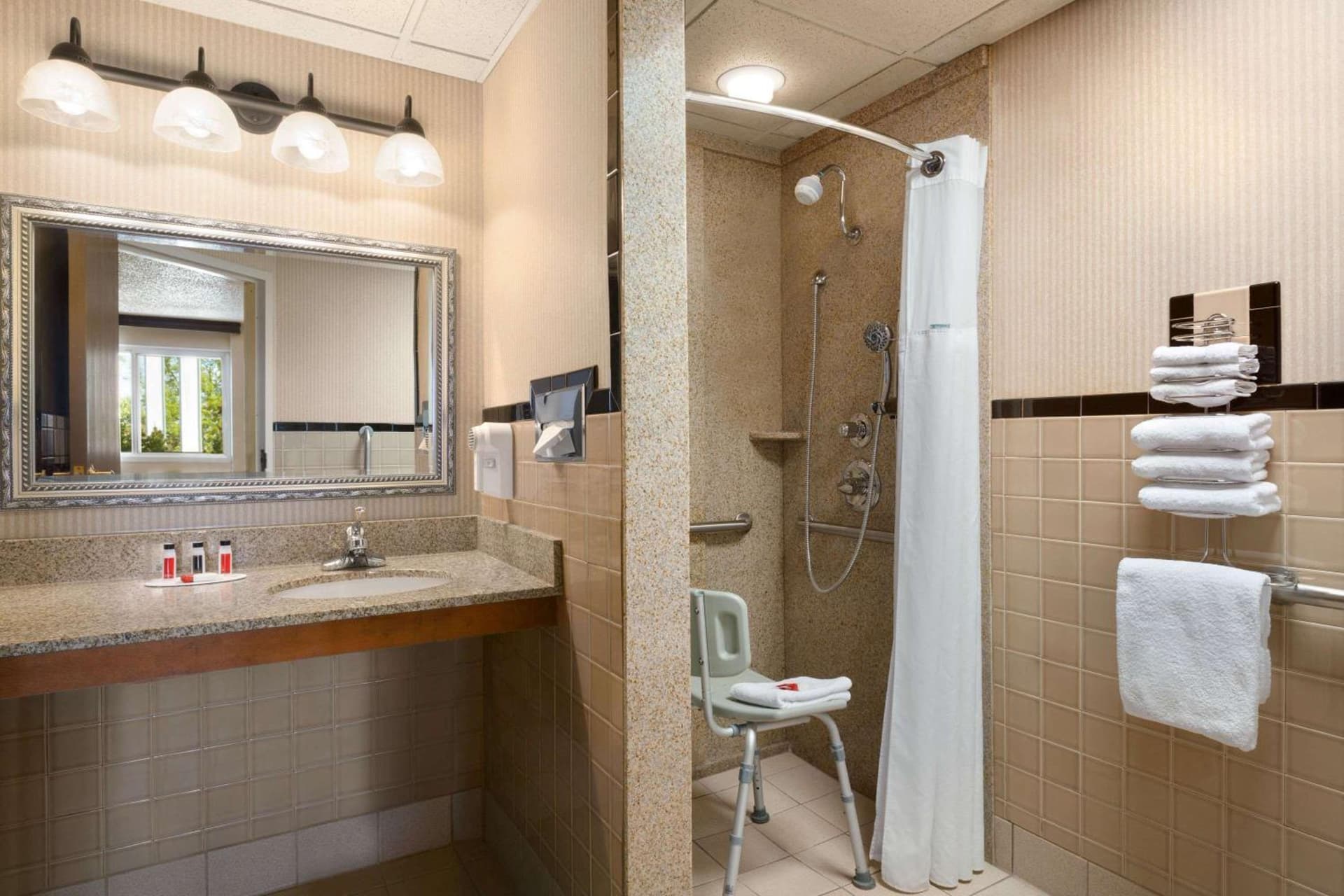 Ramada by Wyndham Bismarck gallery photo in Bismarck, ND — image 14