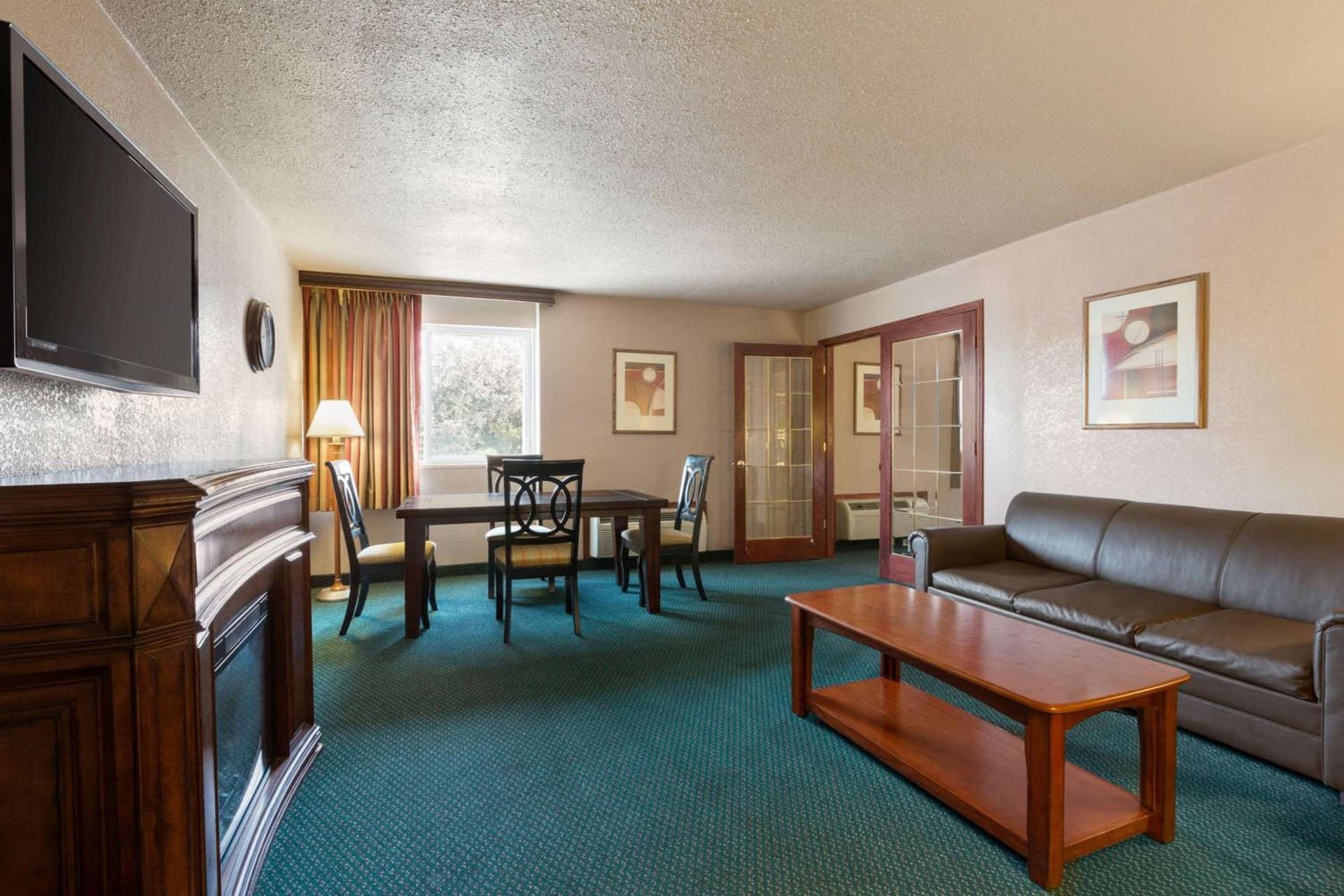 Ramada by Wyndham Bismarck gallery photo in Bismarck, ND — image 29