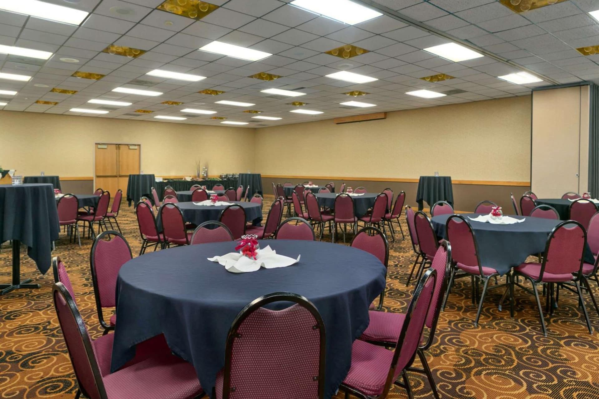 Ramada by Wyndham Bismarck gallery photo in Bismarck, ND — image 28