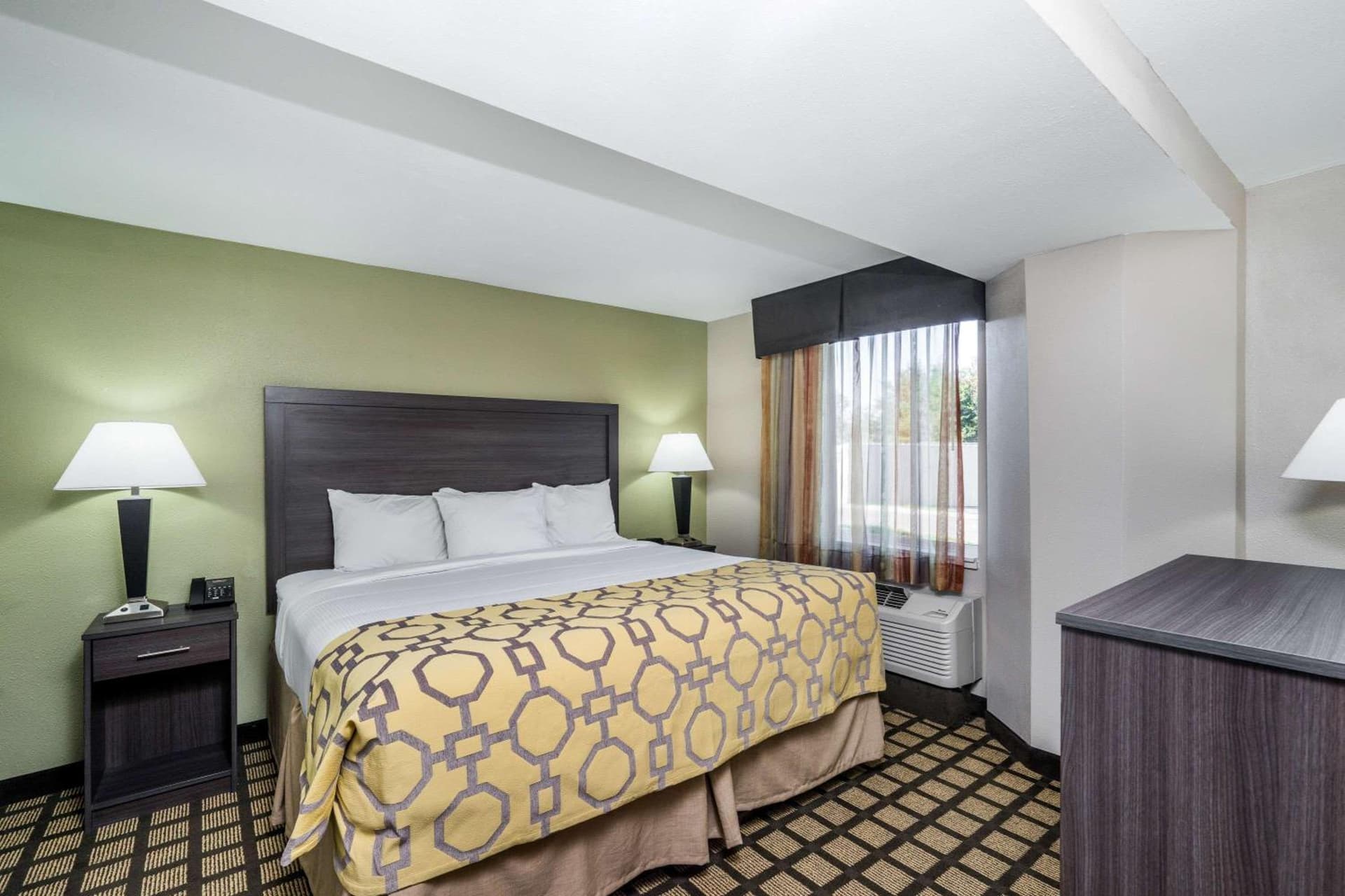 Baymont by Wyndham Clarksville gallery photo in Clarksville, TN — image 33