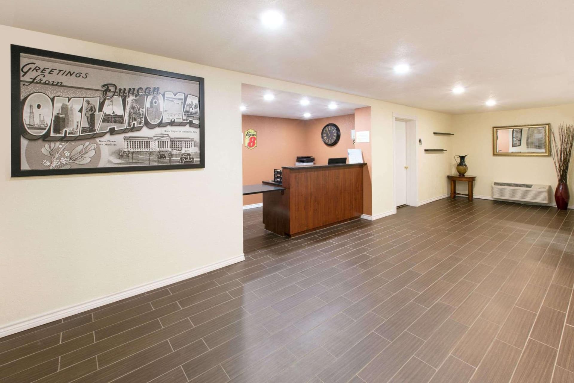 Super 8 by Wyndham Duncan OK property views in Duncan, OK — gallery photo 3