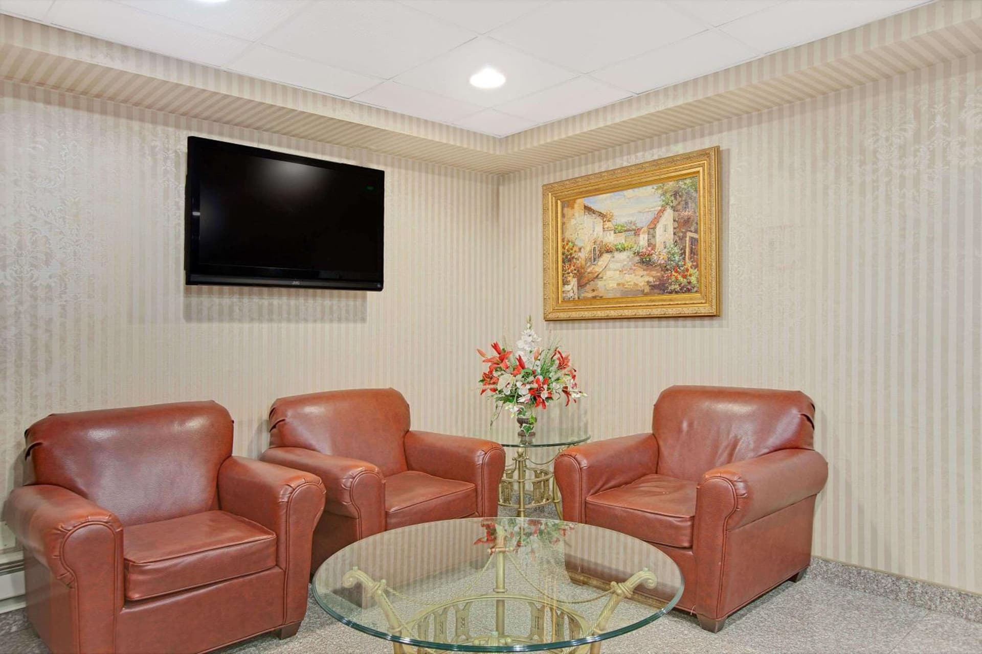 TraveIodge by Wyndham Parsippany property views in Parsippany, NJ — gallery photo 3
