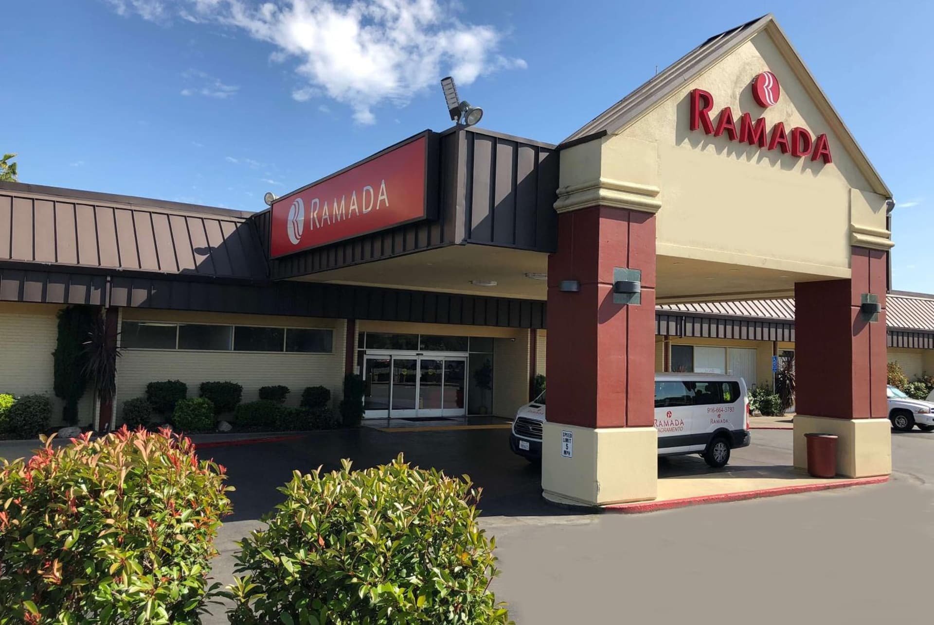 Ramada by Wyndham Sacramento featured exterior or lobby in Sacramento, CA — similar hotel