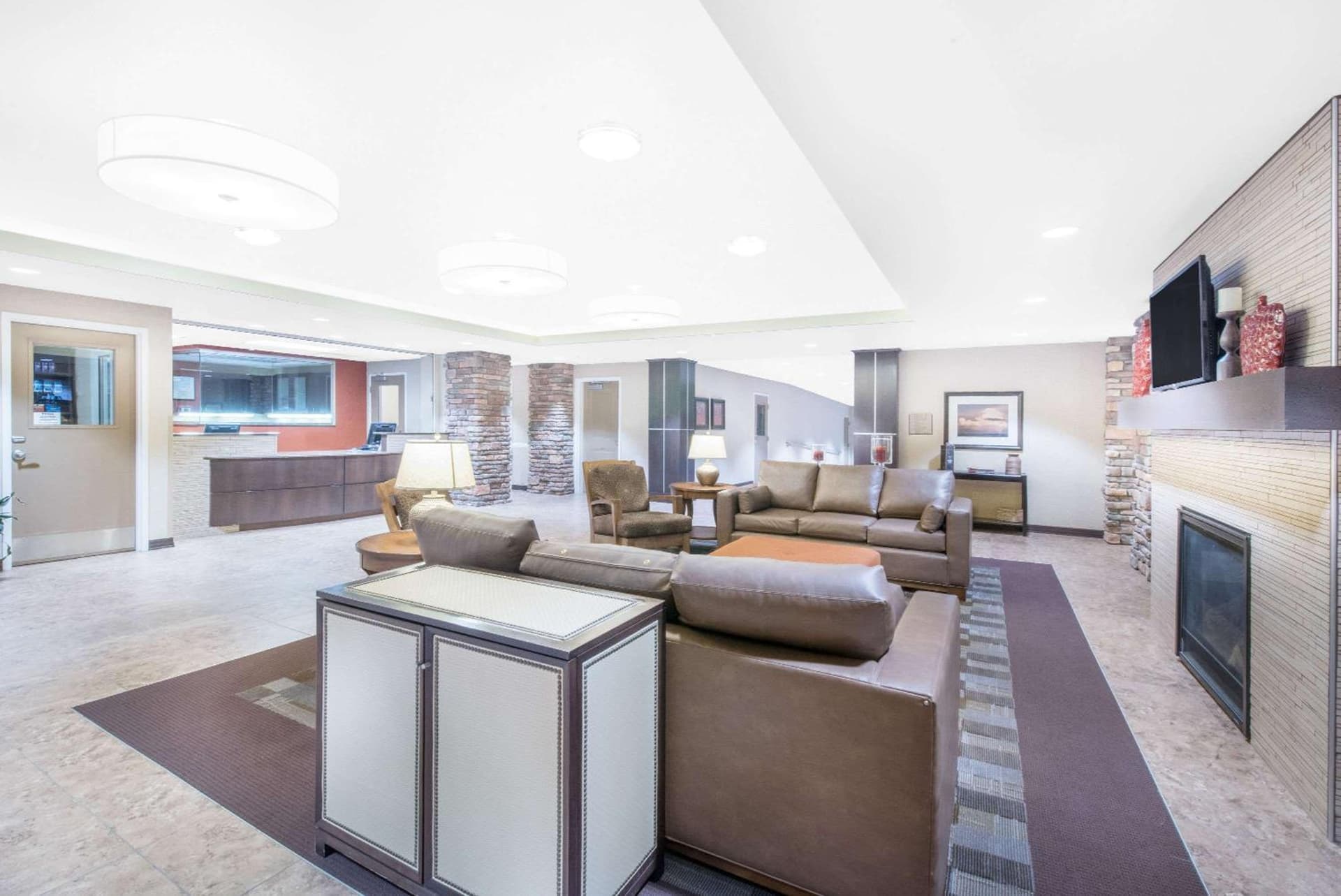 Hawthorn Extended Stay by Wyndham Dickinson property views in Dickinson, ND — gallery photo 3