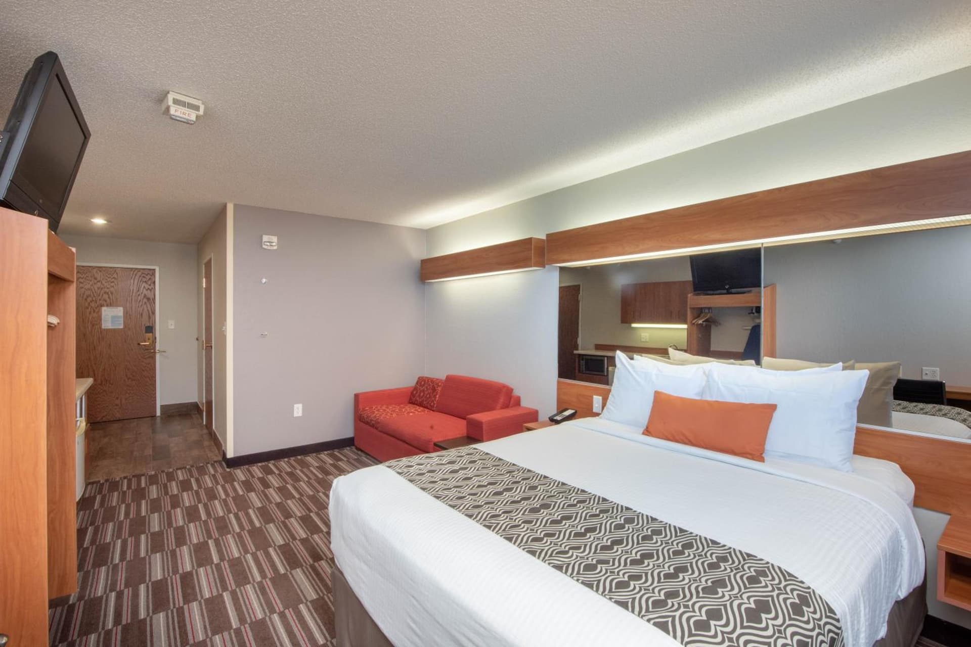 Microtel Inn & Suites by Wyndham Springfield gallery photo in Springfield, IL — image 24