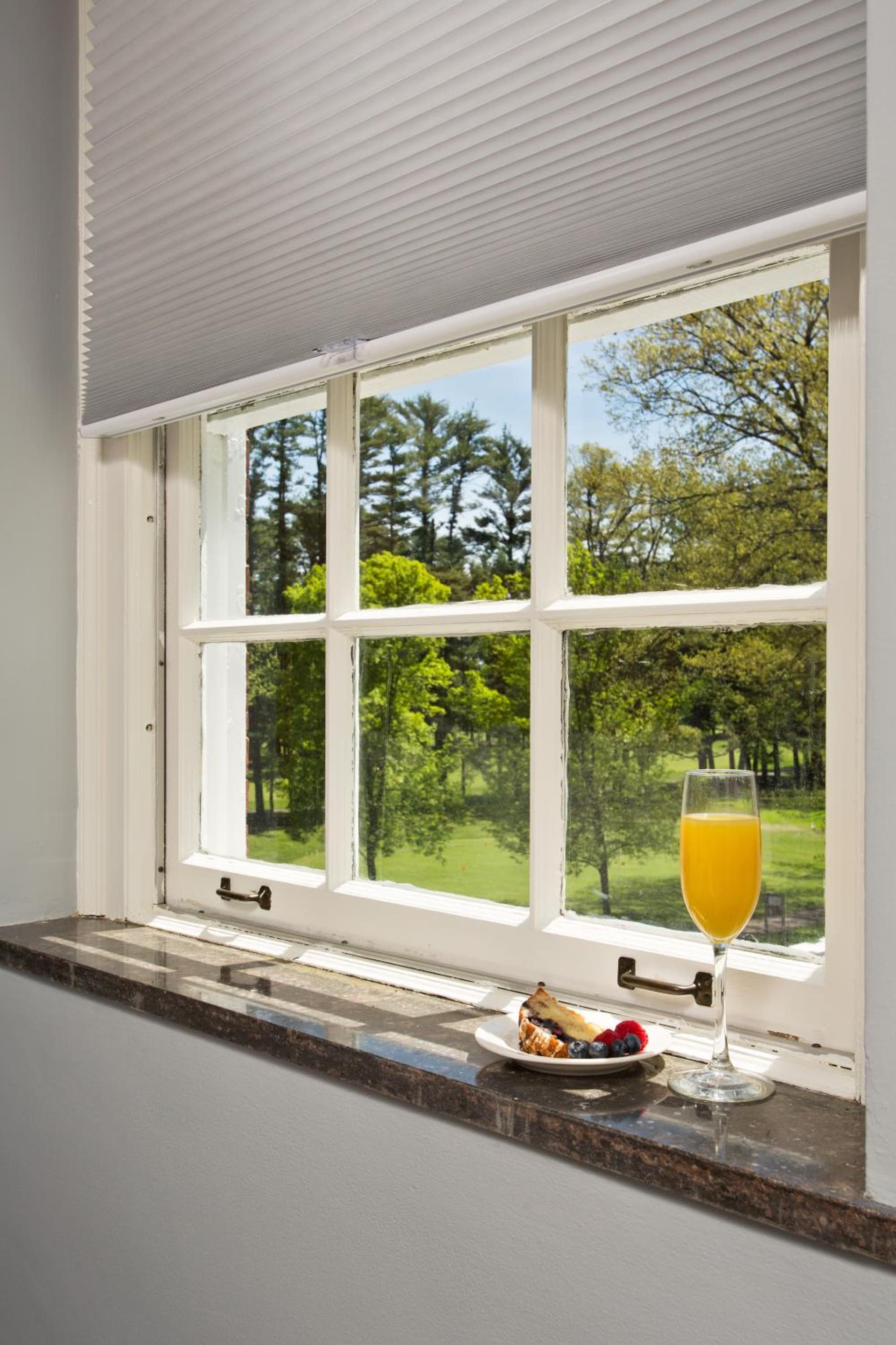 Gideon Putnam Resort & Spa interior in Saratoga Springs, NY — gallery photo 2