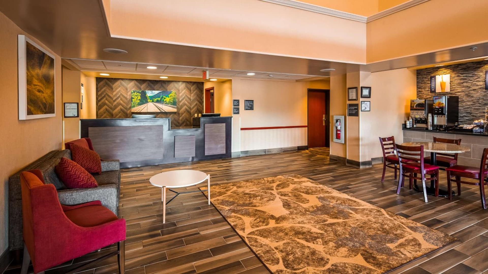 Best Western Danville Inn property views in Danville, PA — gallery photo 3