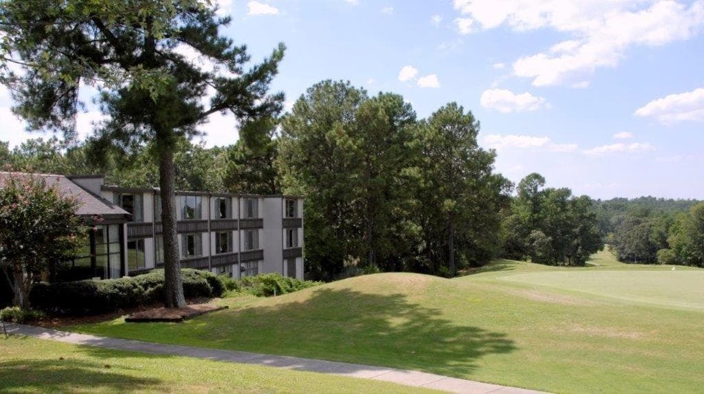 The Inn at Houndslake property views in Aiken, SC — gallery photo 3