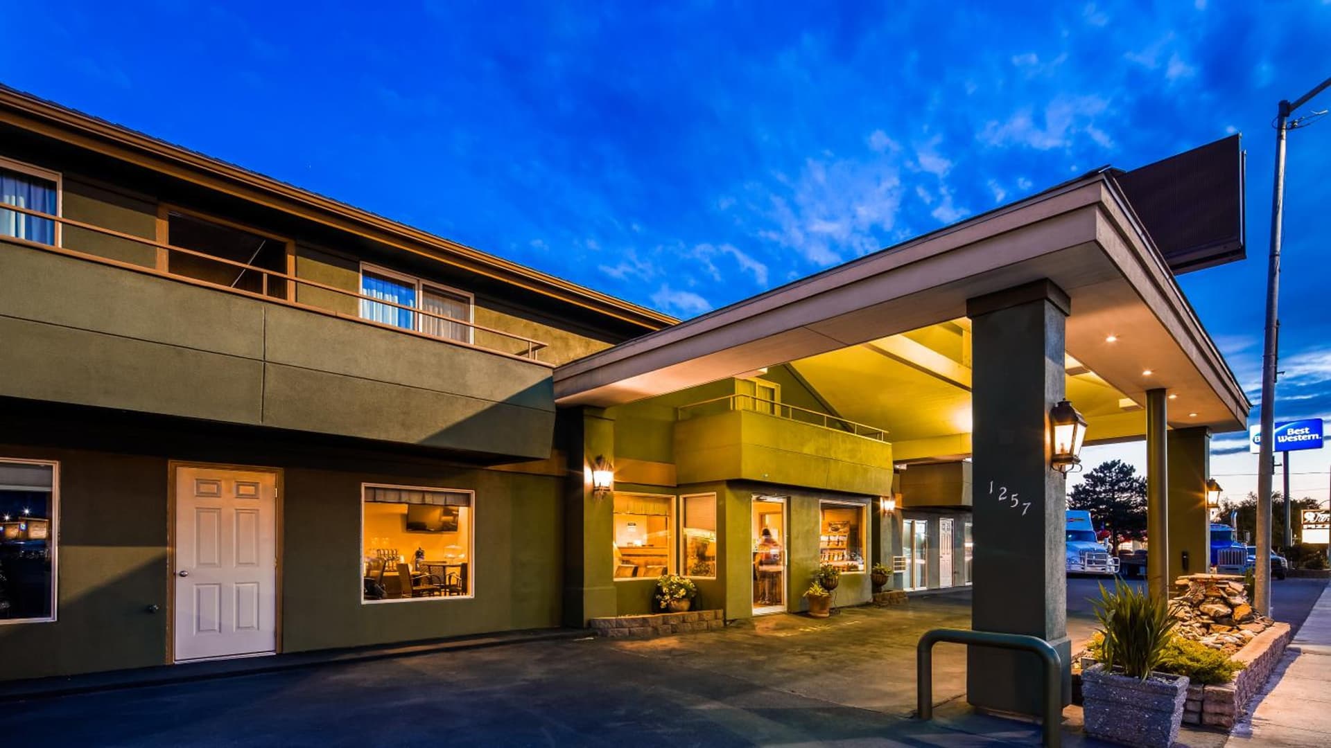 RiverTree Inn & Suites — hotel in Clarkston, Washington