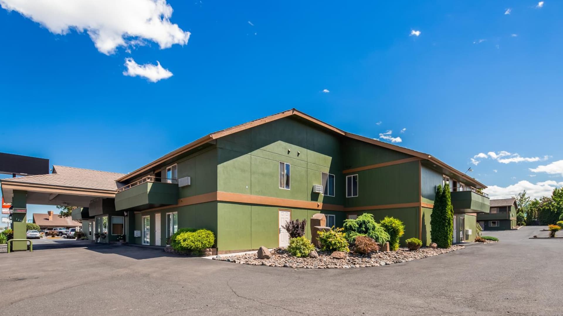 RiverTree Inn & Suites property views in Clarkston, WA — gallery photo 3