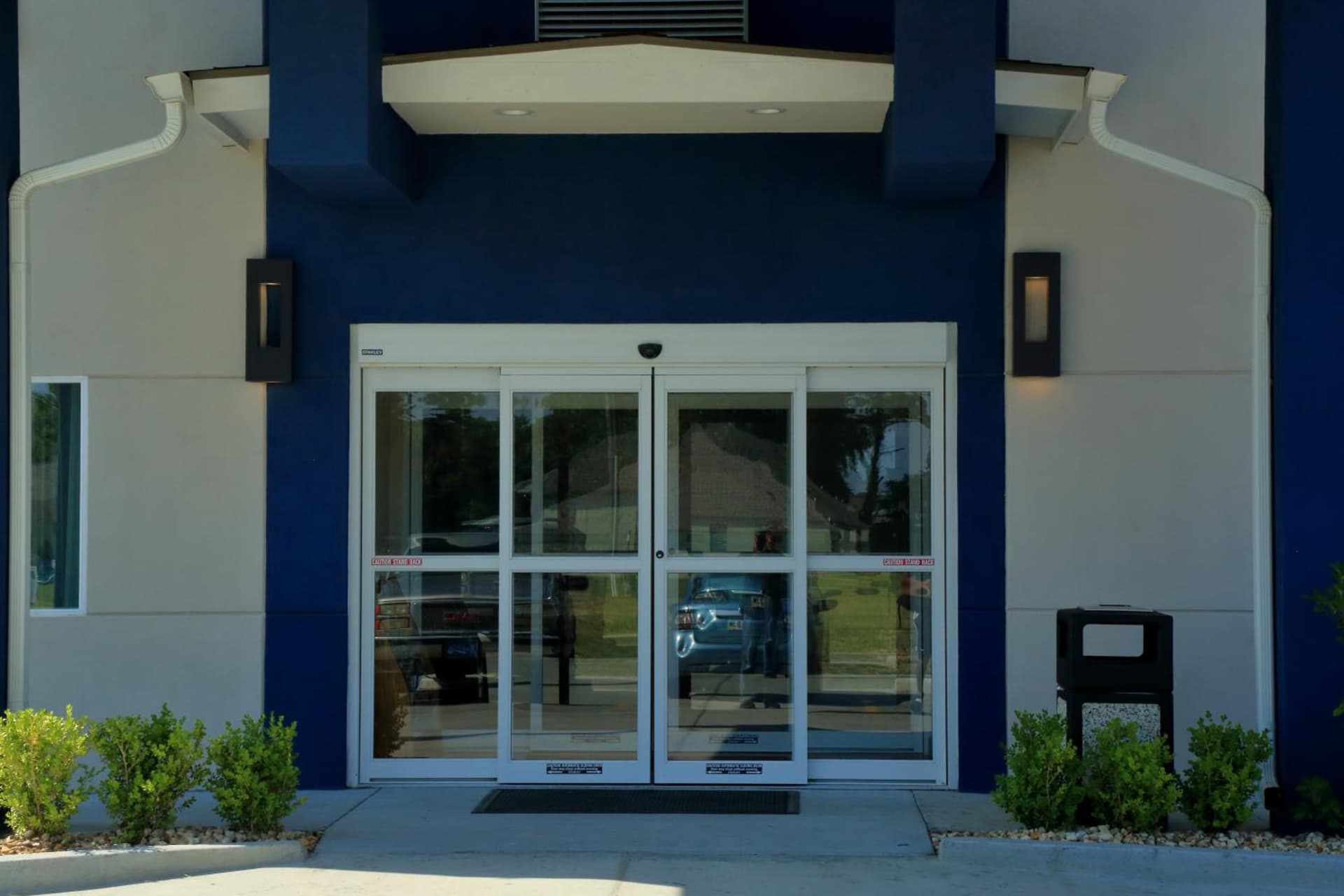 Americas Best Value Inn & Suites-Prairieville interior in Prairieville , LA — gallery photo 2